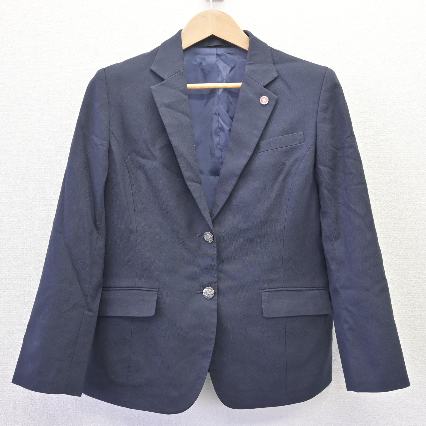 【中古】東京都 葛飾区医師会附属看護専門学校 女子制服 4点 (ブレザー・スカート・シャツ) sf110326