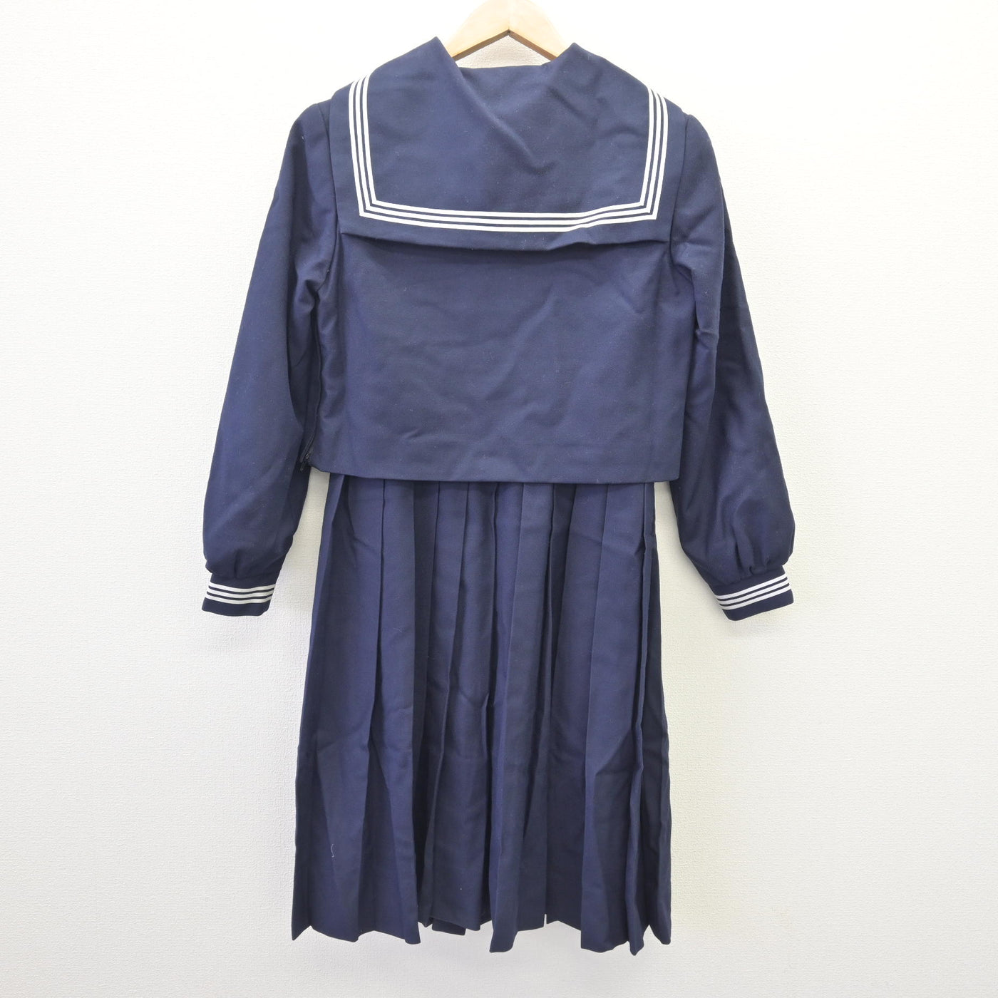 【中古】福岡県 筑紫女学園高等学校 女子制服 3点 (セーラー服・ジャンパースカート) sf110332