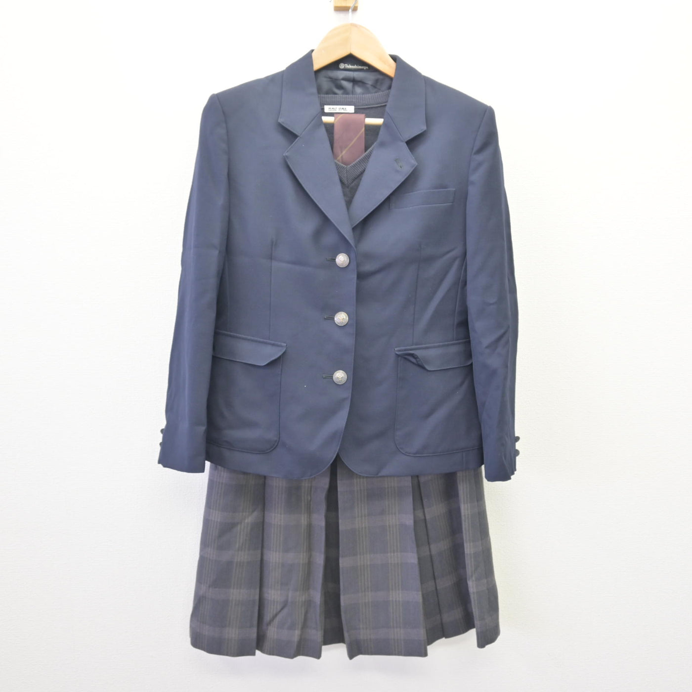 【中古】神奈川県 横須賀学院高等学校 女子制服 4点 (ブレザー・ニット・スカート) sf110367