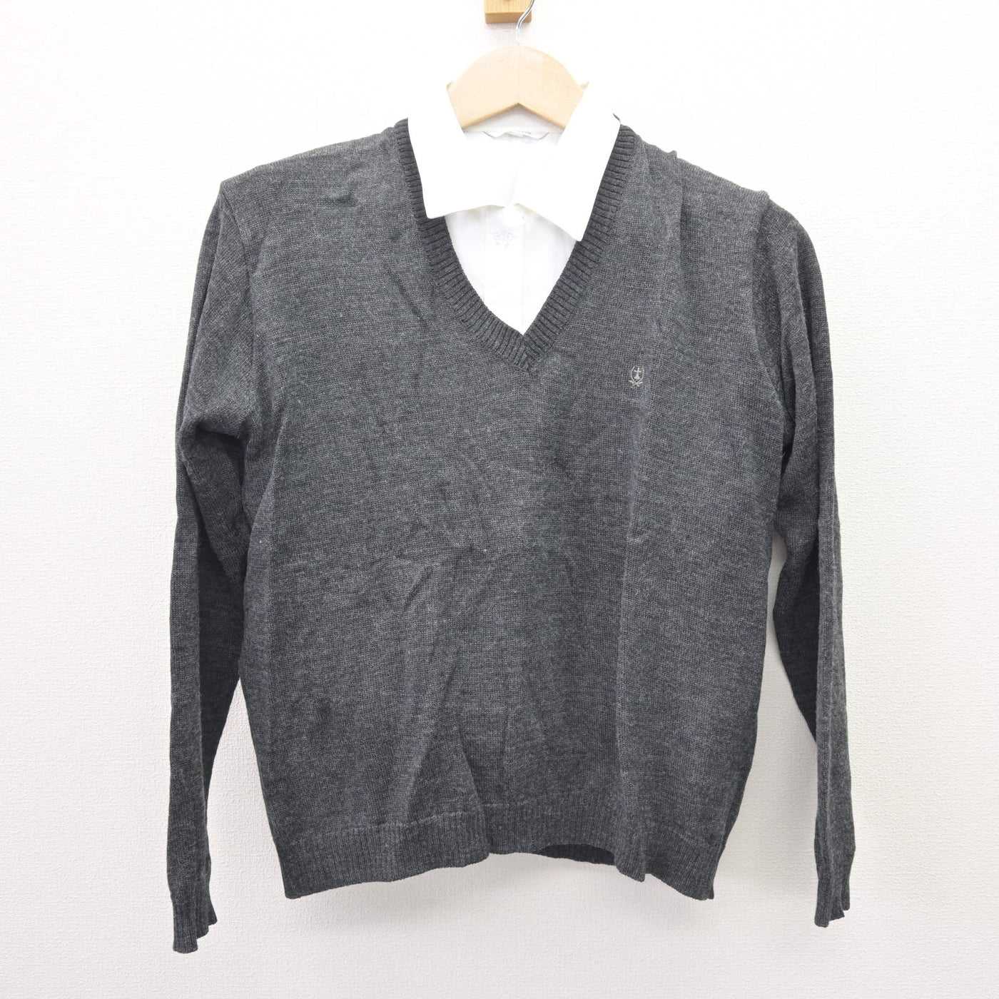 【中古】京都府 京都聖母学院高等学校 女子制服 3点 (ニット・シャツ) sf110437
