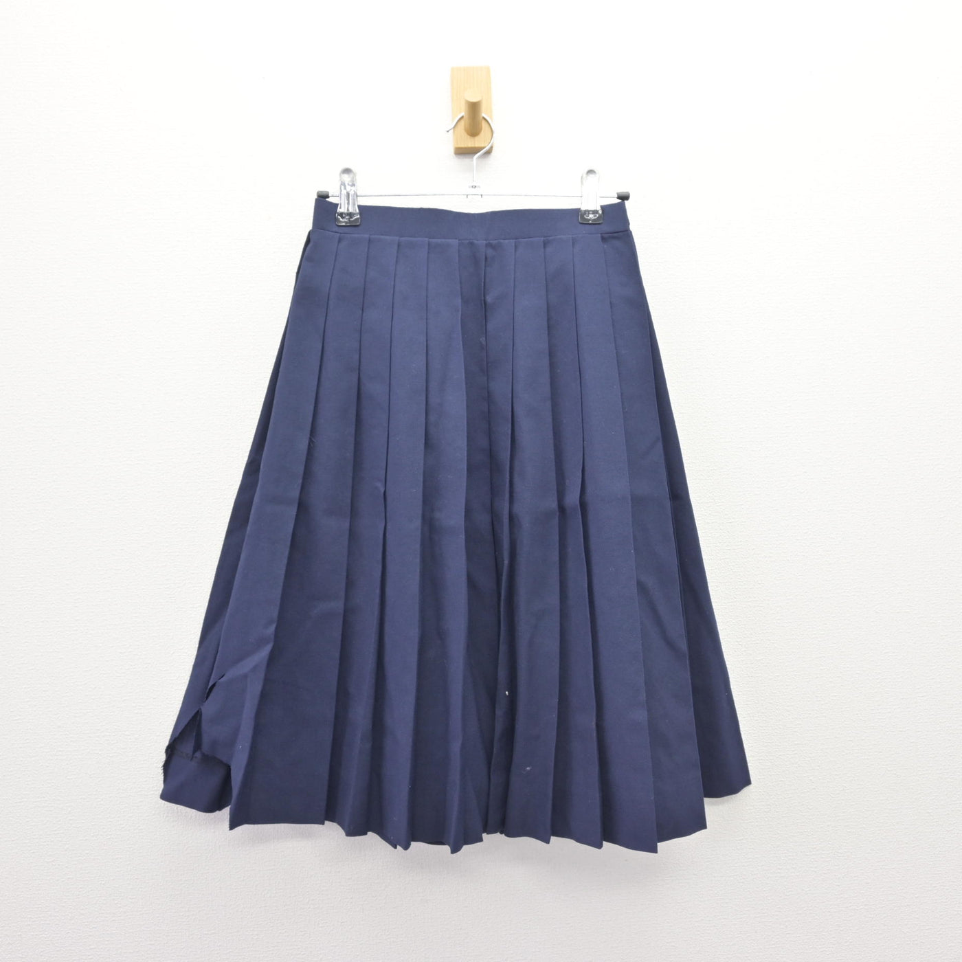 【中古】埼玉県 美原中学校 女子制服 2点 (セーラー服・スカート) sf110527
