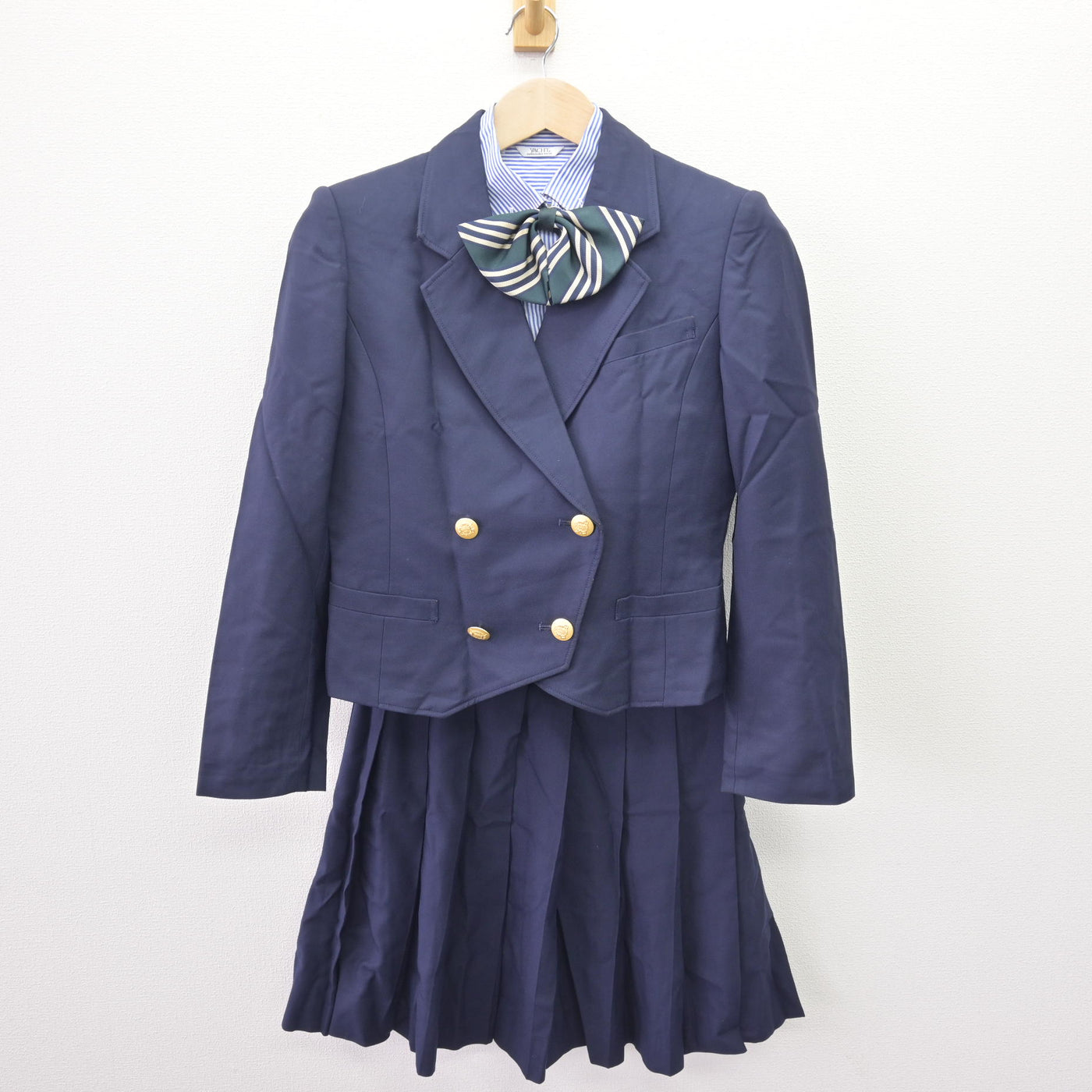 【中古】青森県 青森商業高等学校 女子制服 5点 (ブレザー・ベスト・シャツ・スカート) sf110575