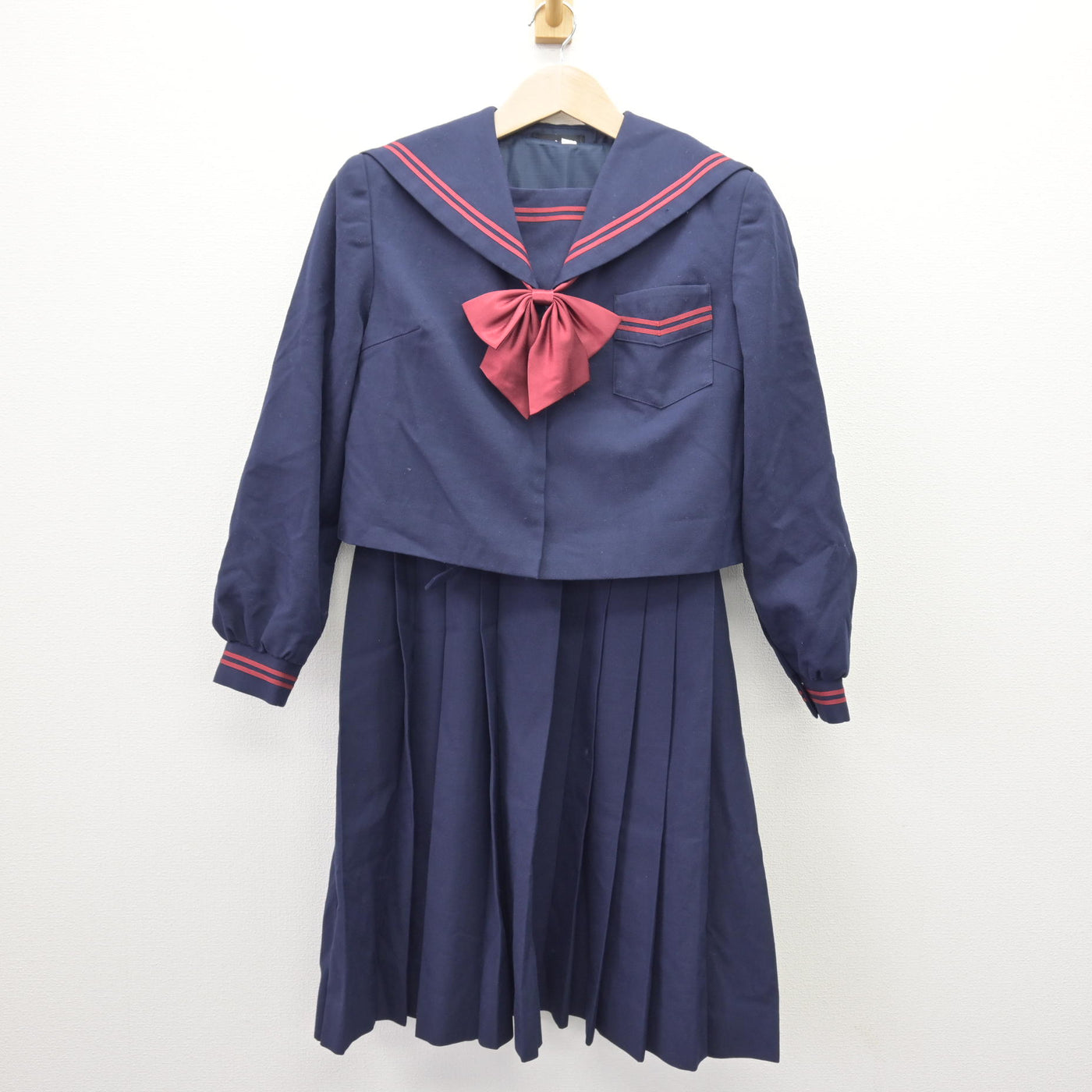 中古】鹿児島県 甲南中学校 女子制服 3点 (セーラー服・ジャンパー
