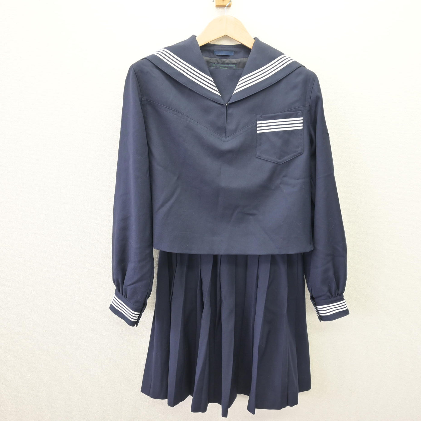 中古】宮城県 常盤木学園高等学校 女子制服 2点 (セーラー服