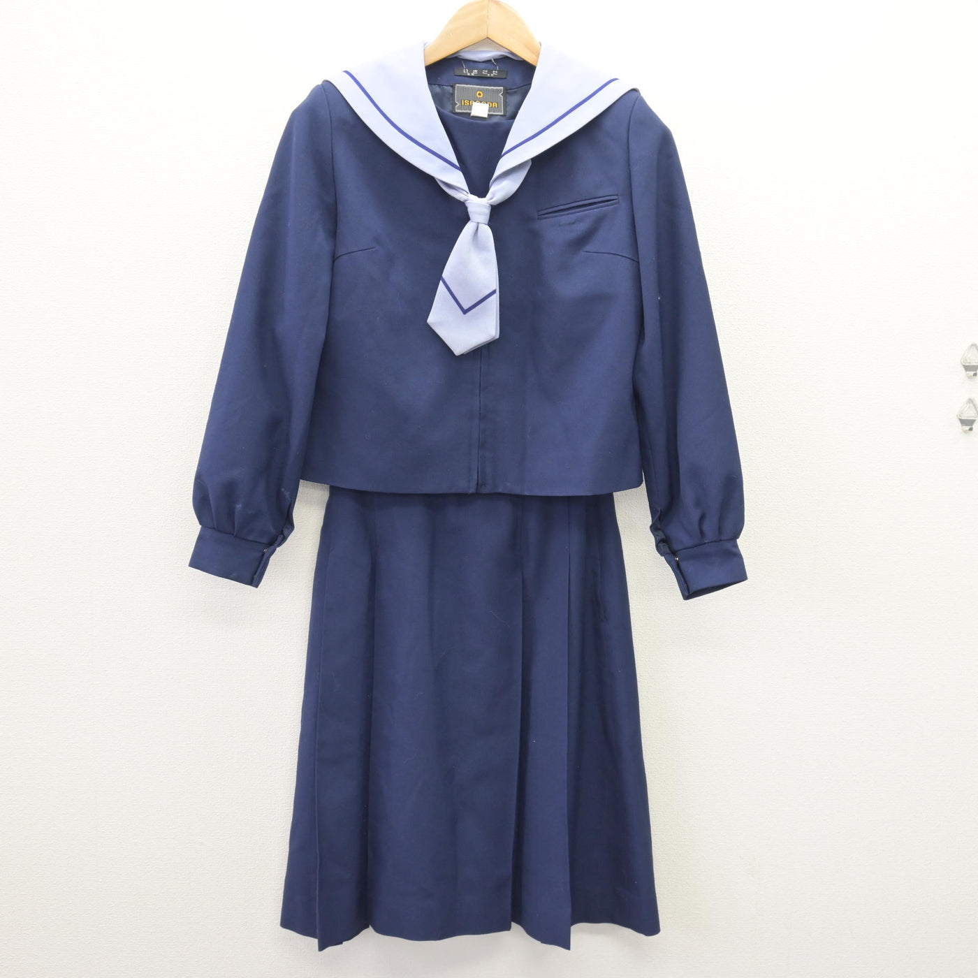 中古】岩手県 滝沢中学校 女子制服 3点 (セーラー服・スカート