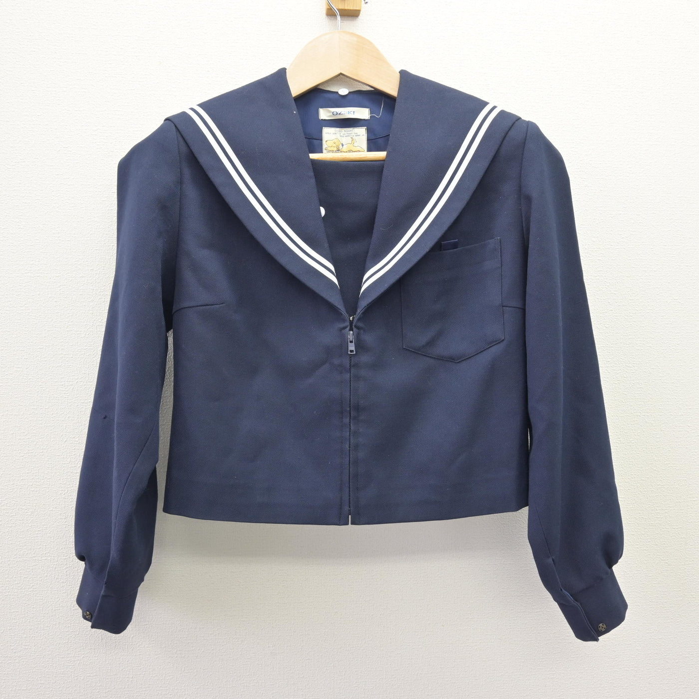 【中古】愛知県 大口中学校 女子制服 3点 (セーラー服・スカート) sf111558