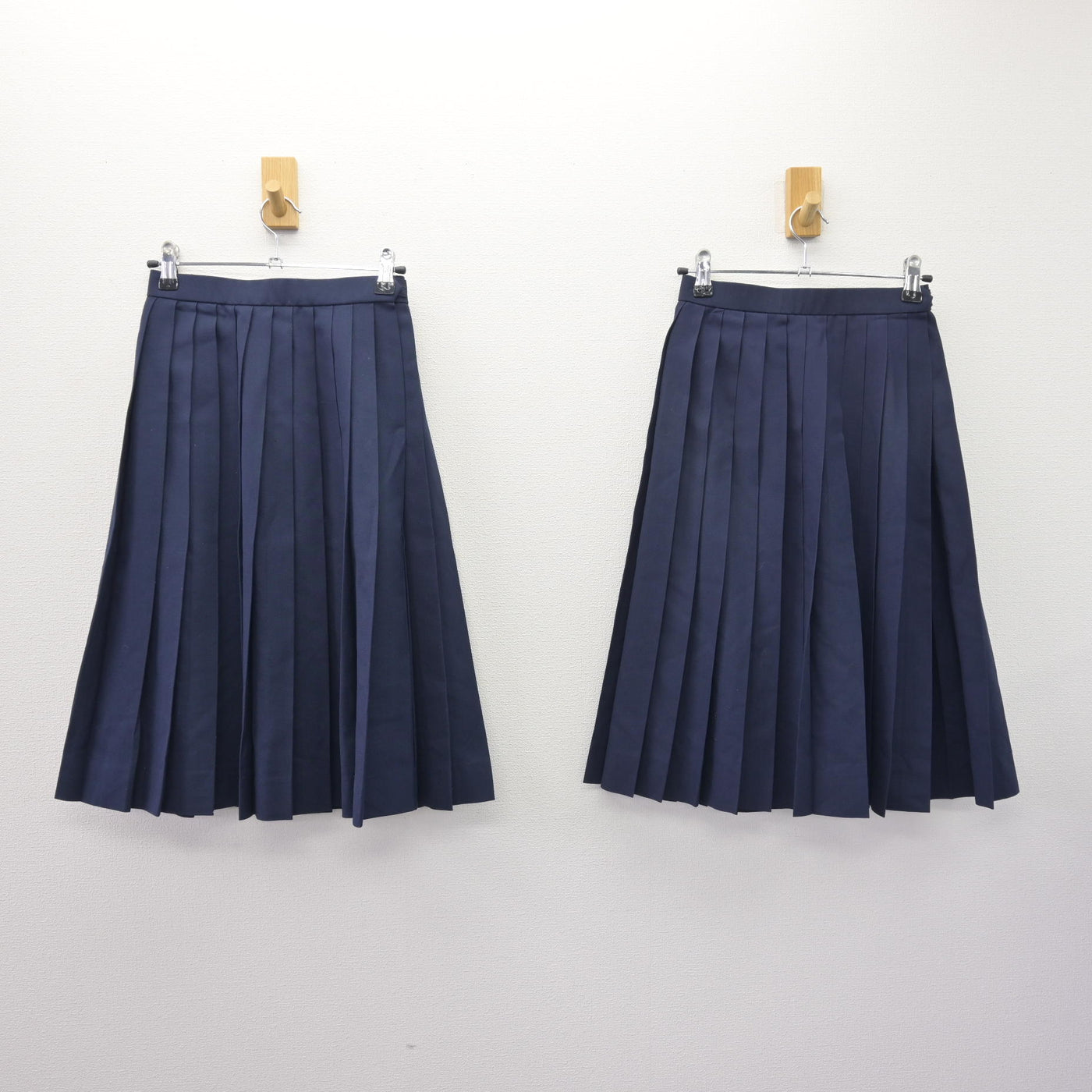 【中古】愛知県 大口中学校 女子制服 3点 (セーラー服・スカート) sf111558