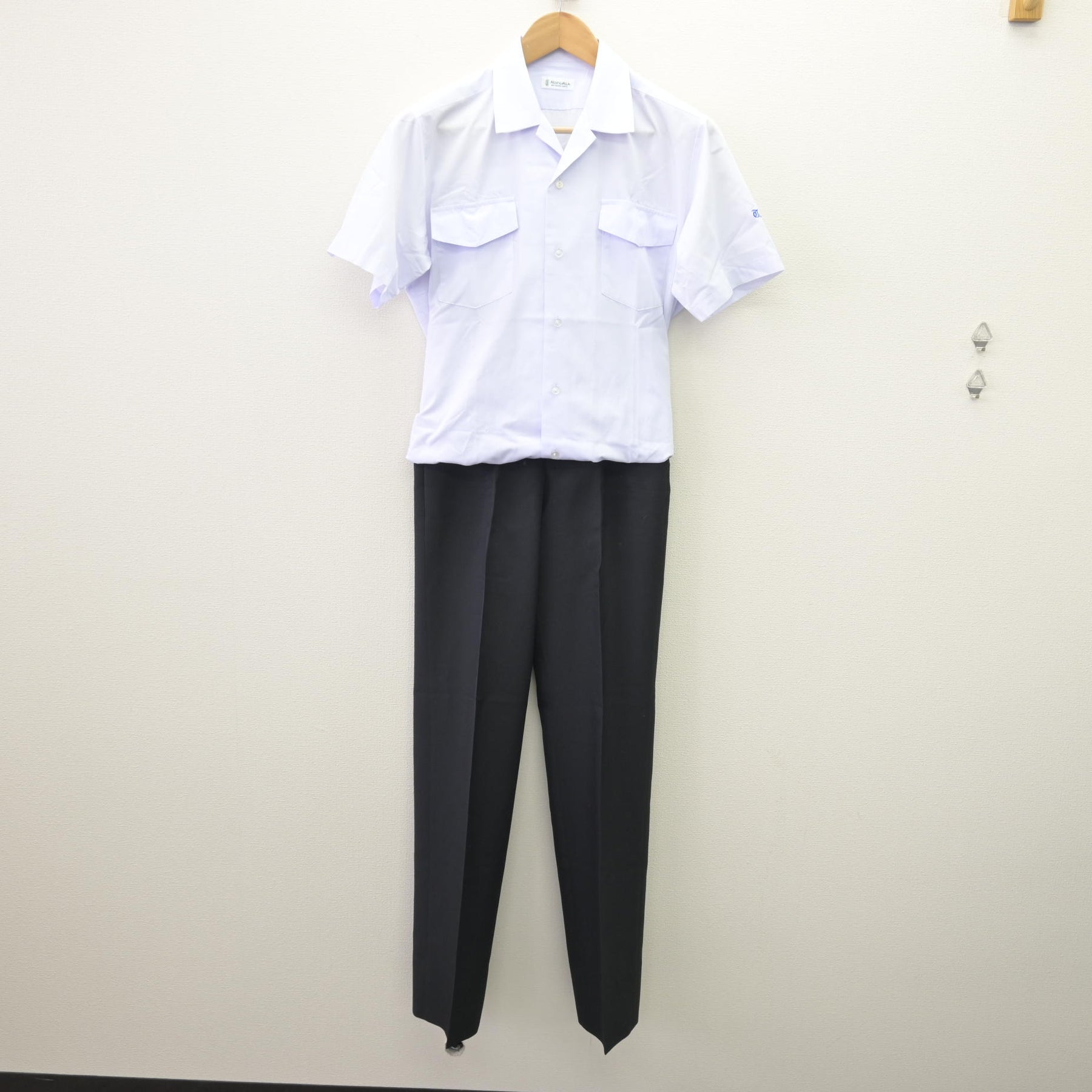 中古】愛知県 豊田東高等学校 男子制服 2点 (シャツ・ズボン) sf111585