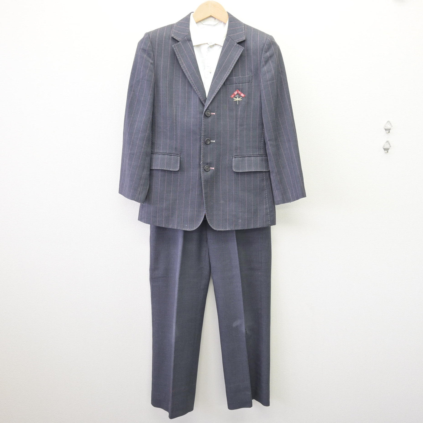 中古】広島県 AICJ中学校 男子制服 3点 (ブレザー・シャツ・ズボン