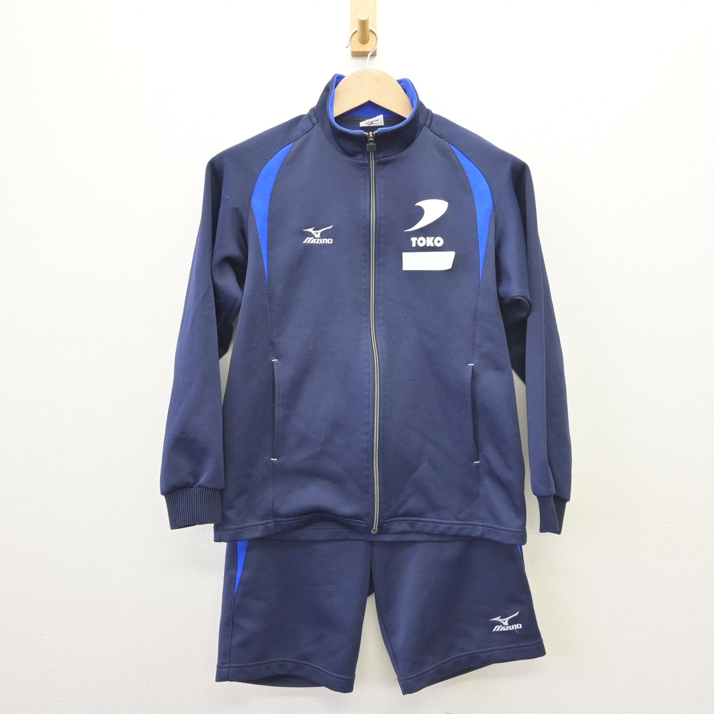 桐光学園　高校　サッカー部　ジャージ上下3点セット 中古制服】神奈川県 桐光学園高等学校 女子制服 3点（ジャージ