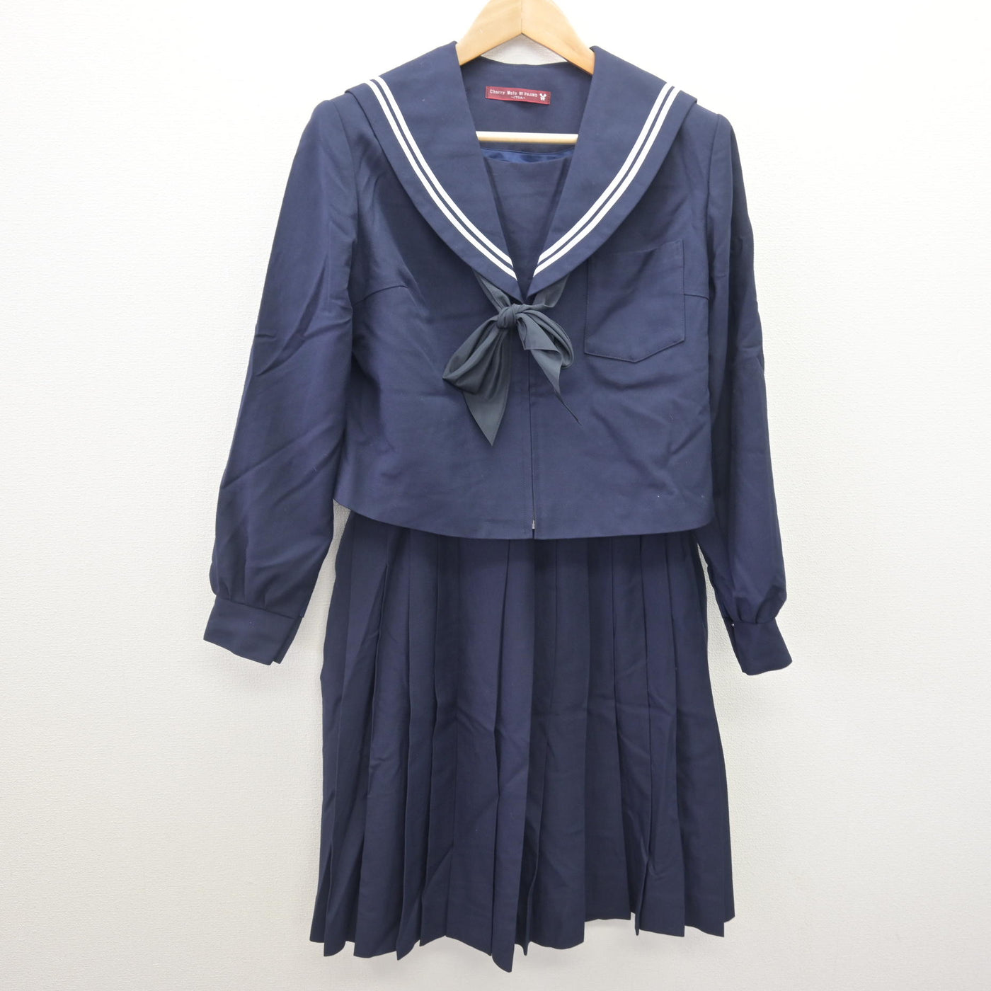 【中古】愛知県 御田中学校 女子制服 3点 (セーラー服・スカート) sf111696