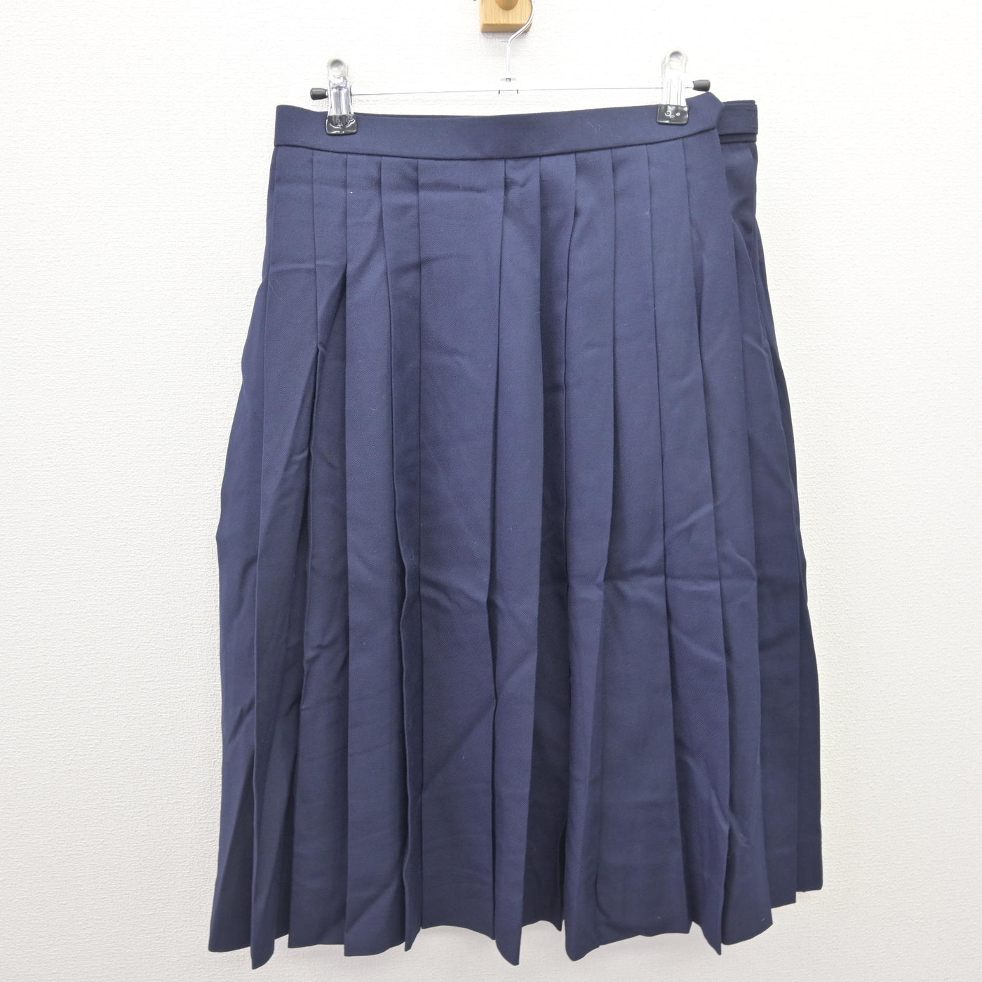 【中古】愛知県 御田中学校 女子制服 3点 (セーラー服・スカート) sf111696