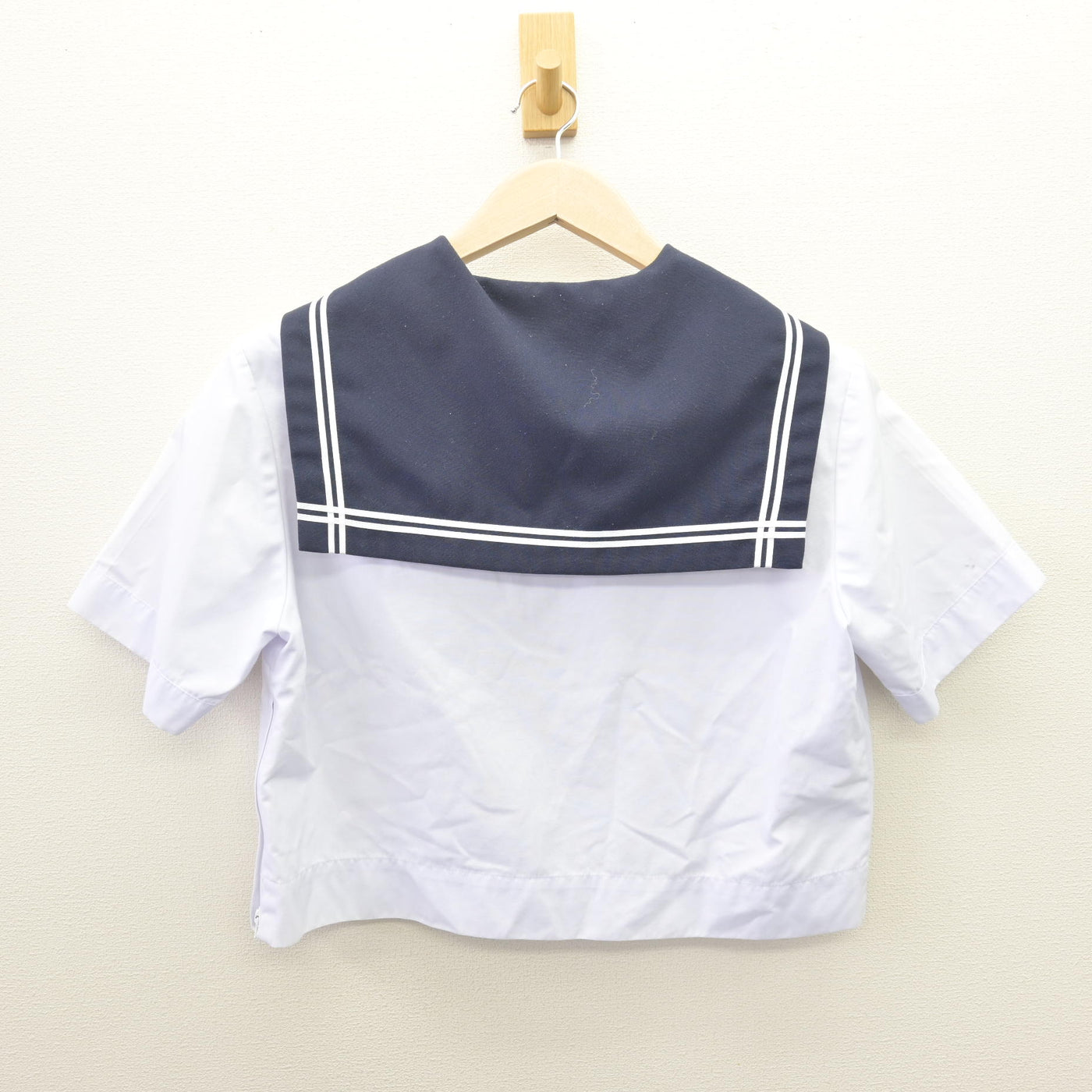 【中古】兵庫県 生野高等学校 女子制服 2点 (セーラー服・スカート) sf111814
