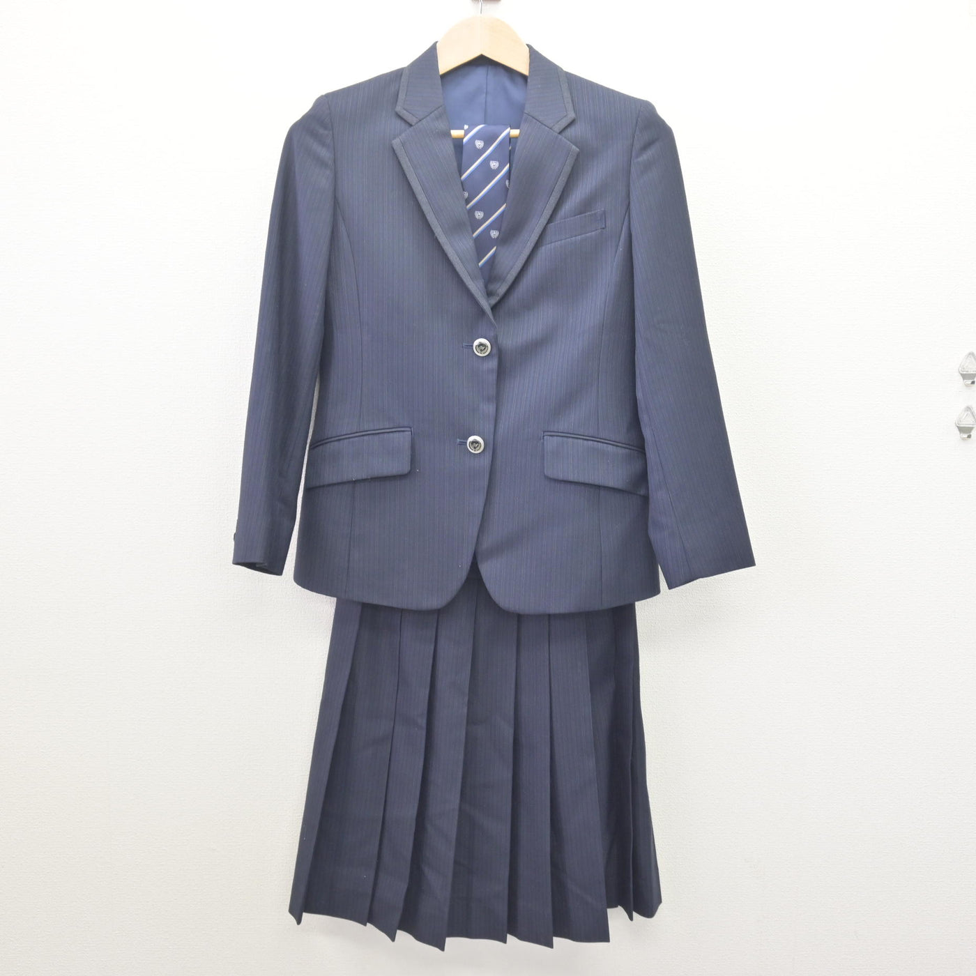 【中古】滋賀県 長浜北高等学校 女子制服 4点 (ブレザー・スカート) sf111934