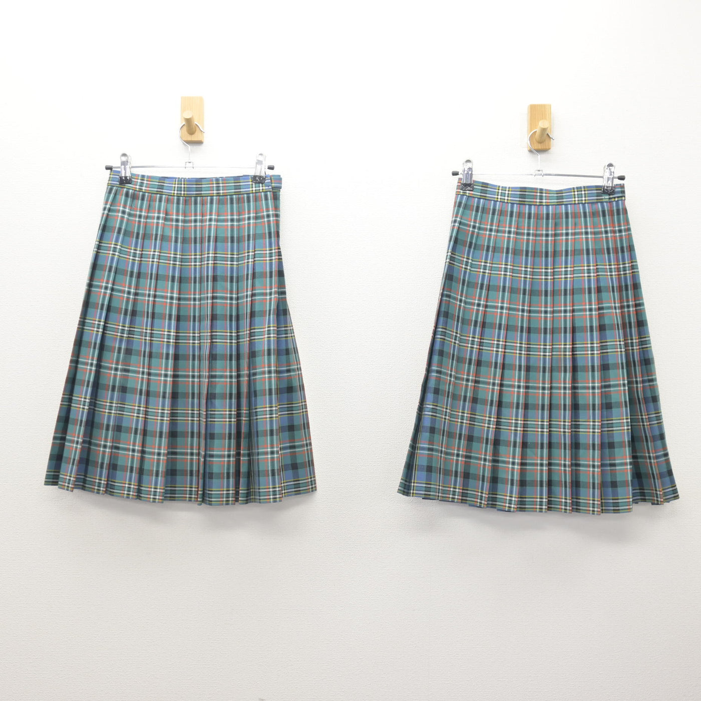 【中古】埼玉県 獨協埼玉中学高等学校 女子制服 5点 (ブレザー・シャツ・スカート) sf112007