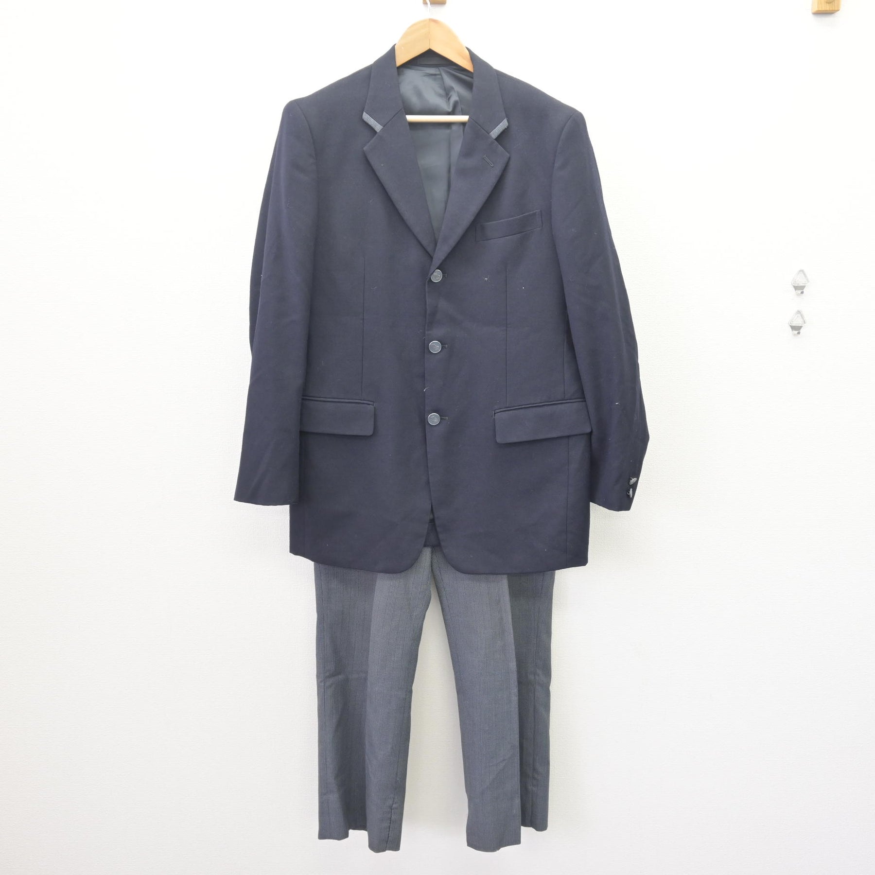 中古】大阪府 堺西高等学校 男子制服 2点 (ブレザー・ズボン) sf112069