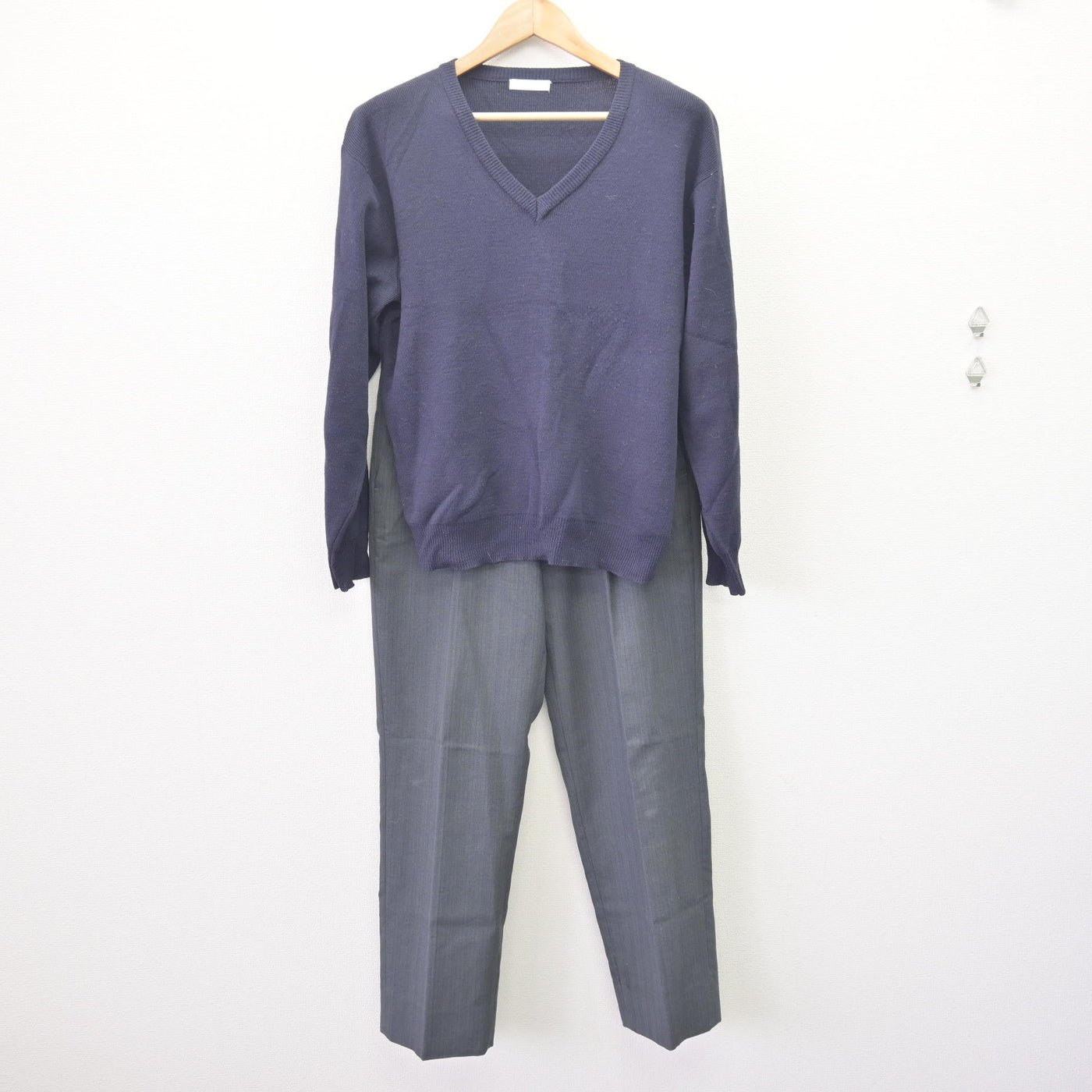 【中古】千葉県 市川大野高等学園 男子制服 4点 (ブレザー・ニット・ズボン) sf112244