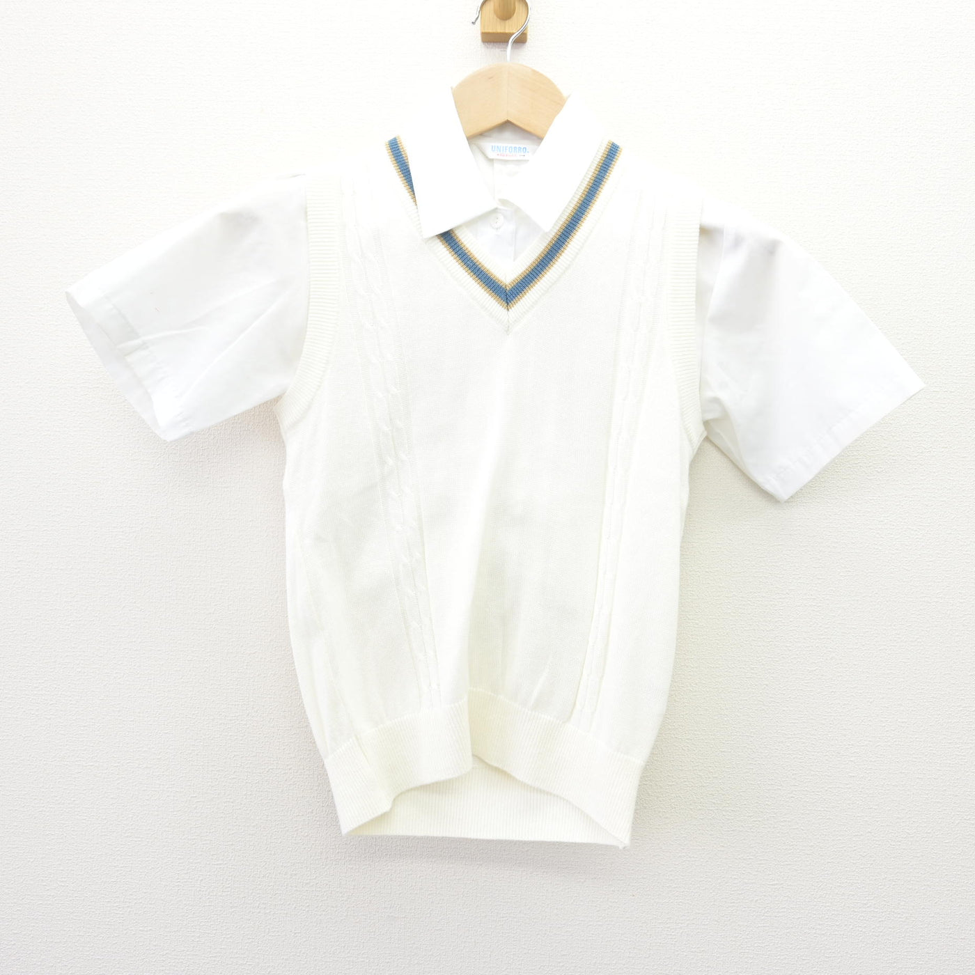 中古】大阪府 大阪薫英女学院中学校 女子制服 2点 (ニットベスト
