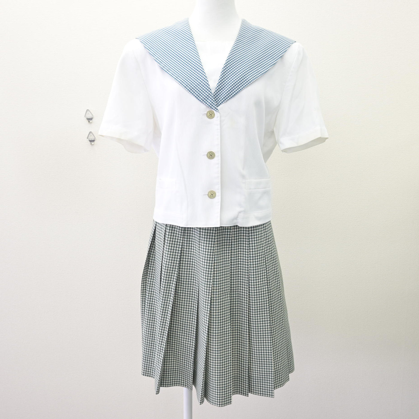 【中古】岡山県 就実高等学校 女子制服 2点 (セーラー服・スカート) sf112330