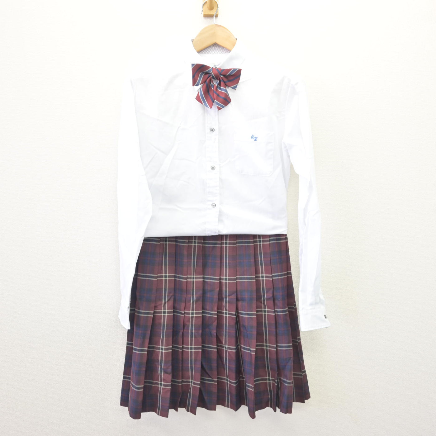 【中古】千葉県 日本体育大学柏高等学校 女子制服 4点 (ブレザー・シャツ・スカート) sf112441