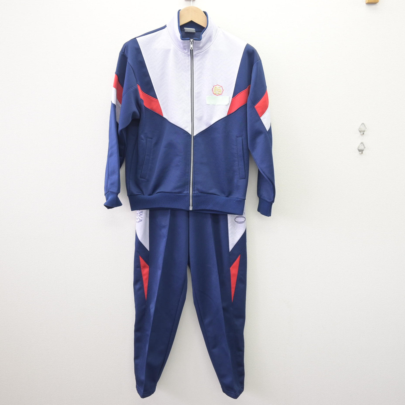 中古】沖縄県 沖縄尚学高等学校 女子制服 2点 (ジャージ 上