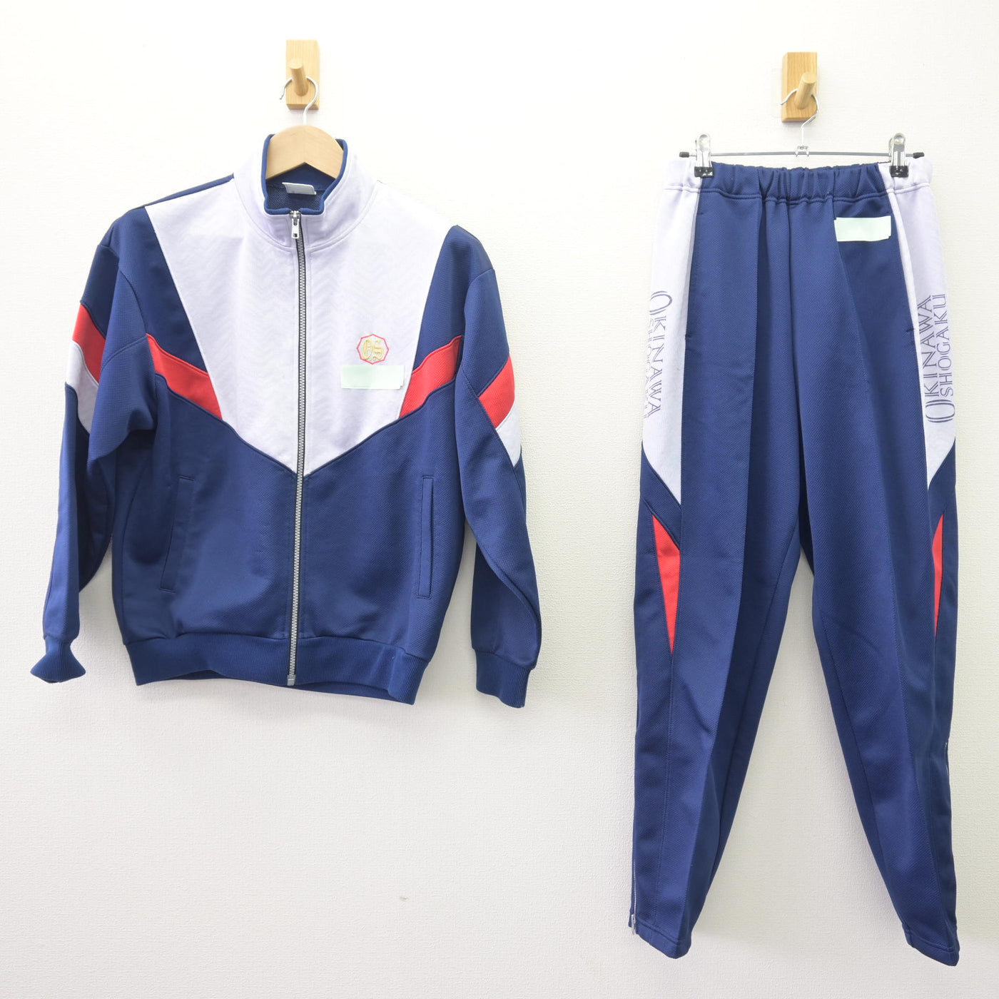 中古】沖縄県 沖縄尚学高等学校 女子制服 2点 (ジャージ 上