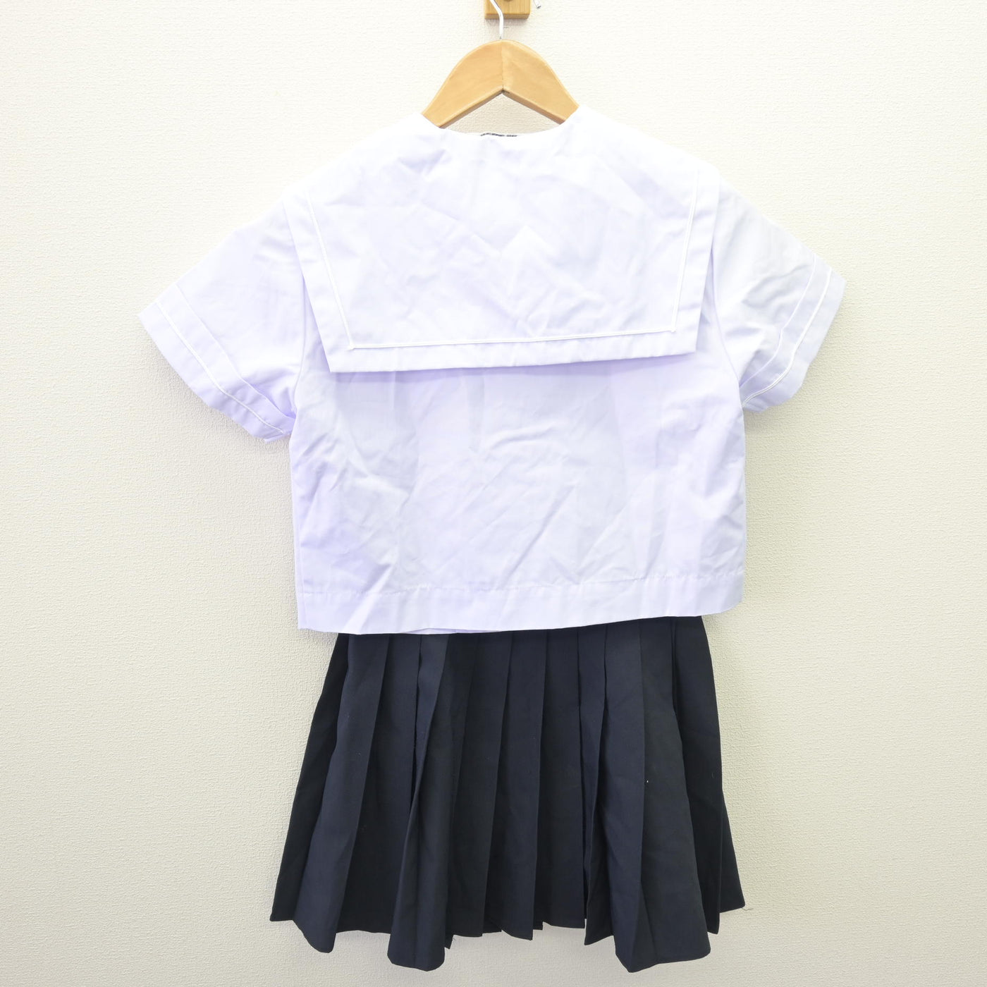 【中古】大阪府 登美丘中学校 女子制服 2点 (セーラー服・スカート) sf112567