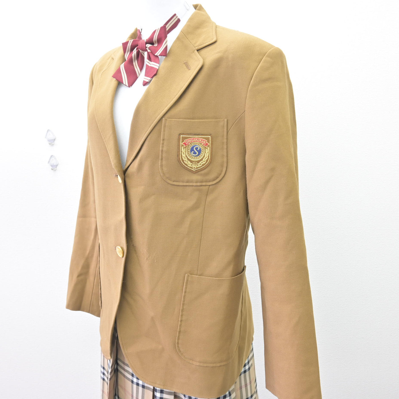 【中古】千葉県 志学館中等部・高等部 女子制服 3点 (ブレザー・スカート) sf112610