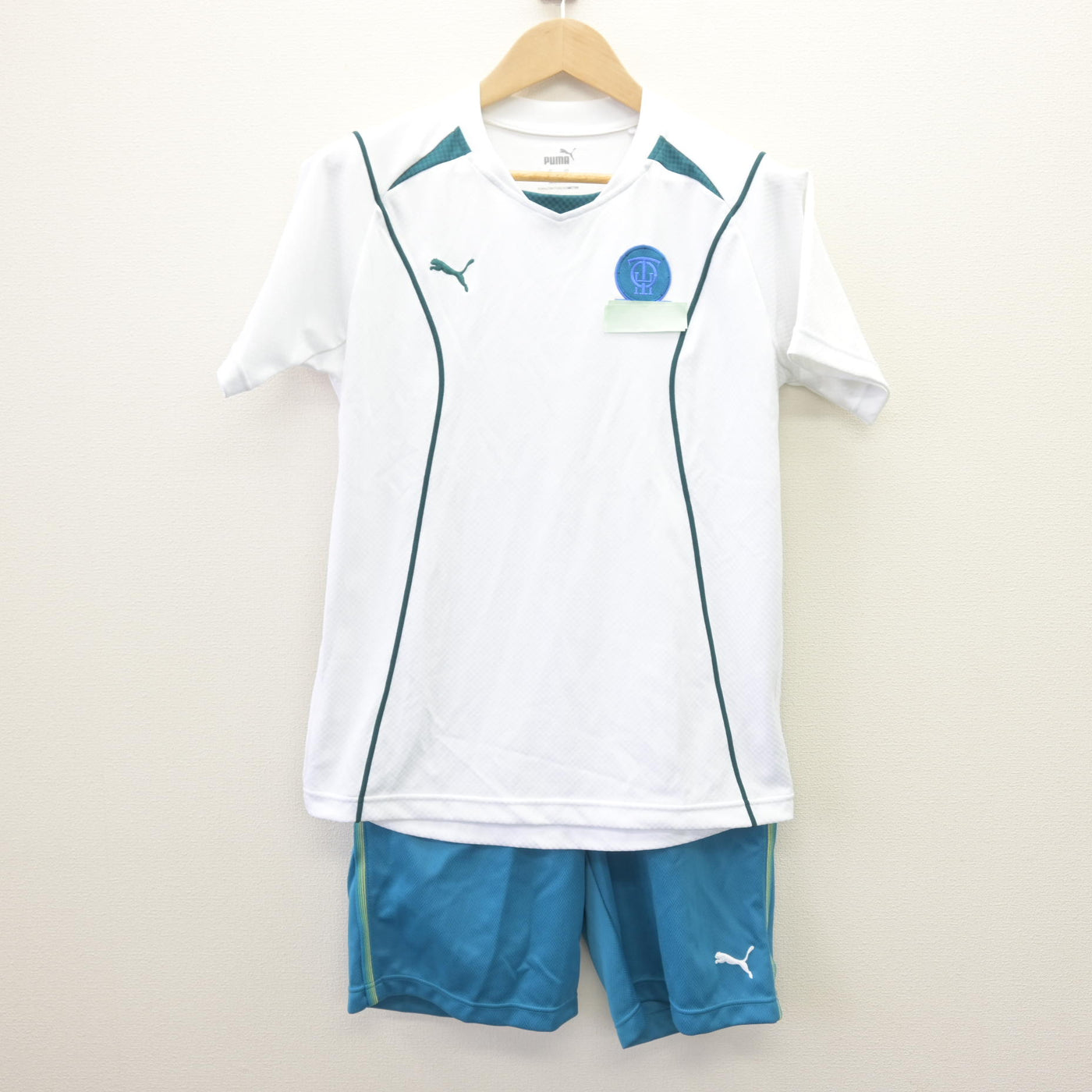 【中古】大阪府 大阪桐蔭高等学校 女子制服 2点 (体操服 上・体操服 下) sf112622