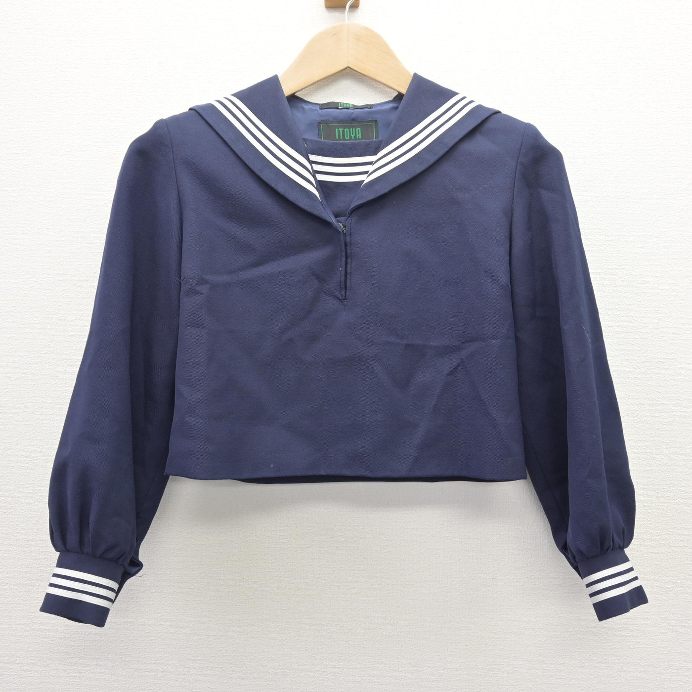 【中古】広島県 比治山女子高等学校 女子制服 2点 (ニット・セーラー服) sf112669