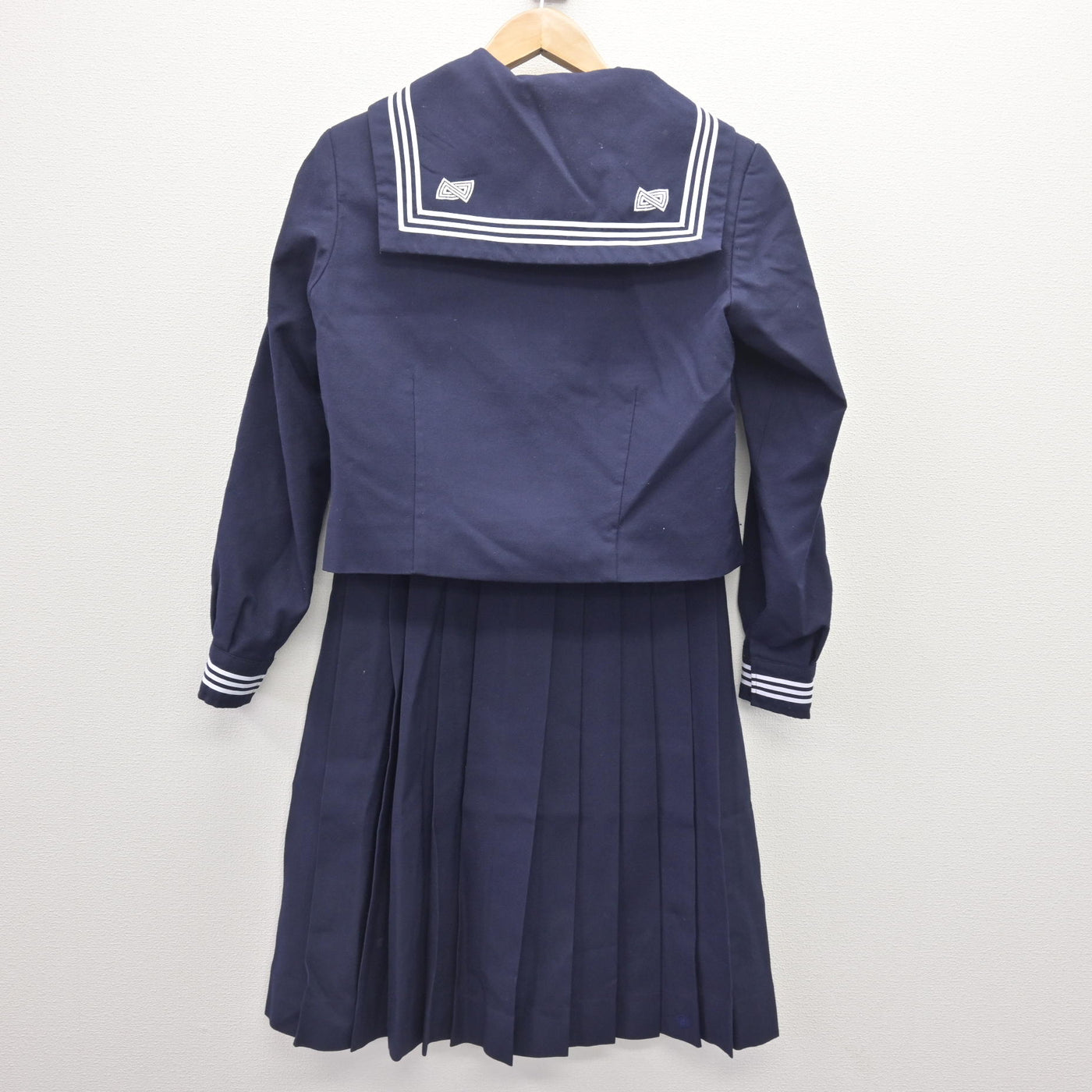 【中古】埼玉県 川越西高等学校 女子制服 3点 (セーラー服・スカート) sf112676