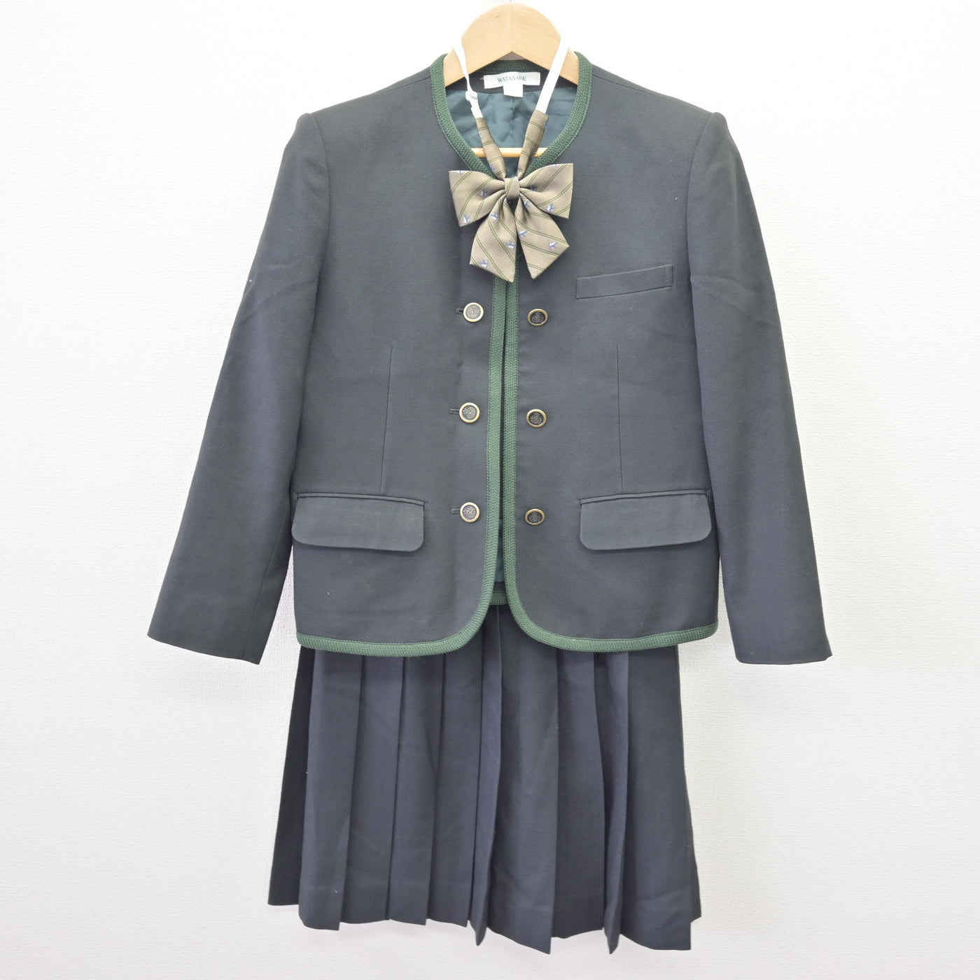 【中古】静岡県 興誠高等学校 女子制服 4点 (ブレザー・スカート・スカート) sf112795