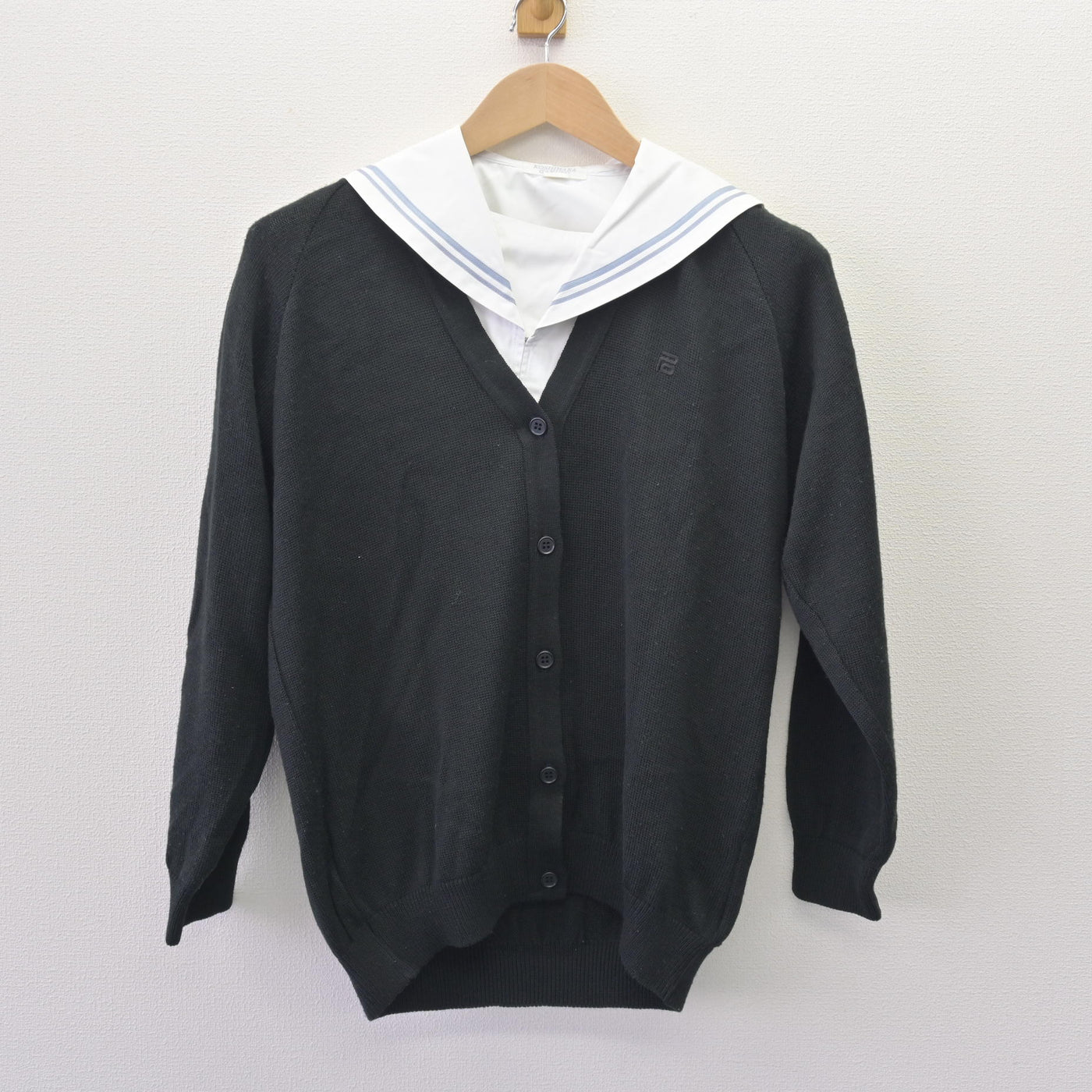 【中古】愛知県 名古屋女子大学高等学校 女子制服 2点 (ニット・セーラー服) sf113123