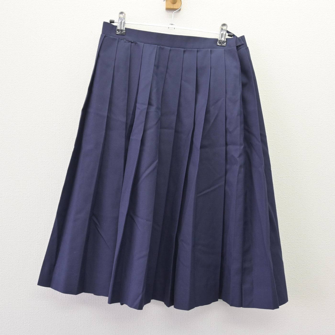 【中古】福島県 藤間中学校 女子制服 2点 (セーラー服・スカート) sf113140