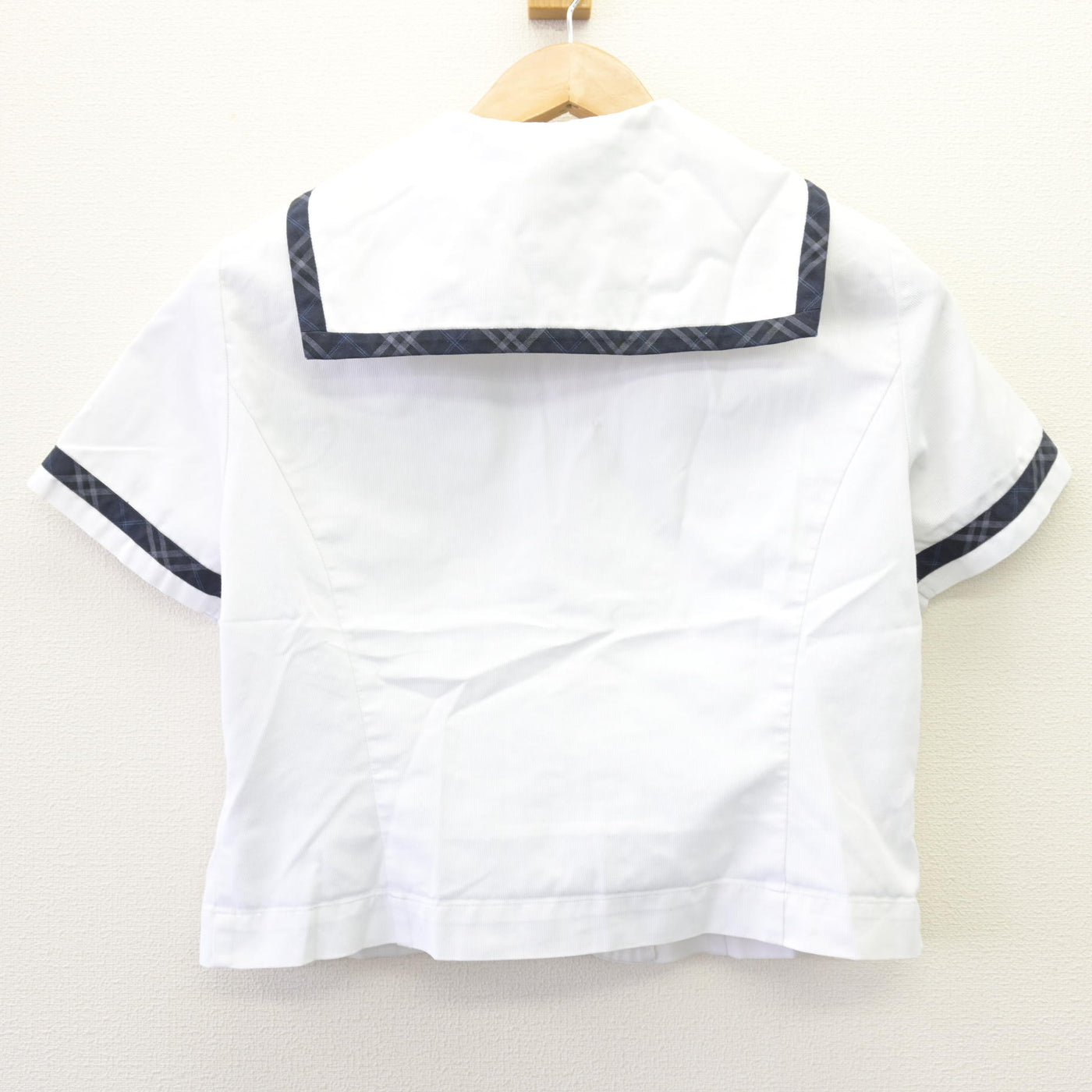 【中古】福岡県 自由ケ丘高等学校 女子制服 3点 (セーラー服・スカート) sf113170