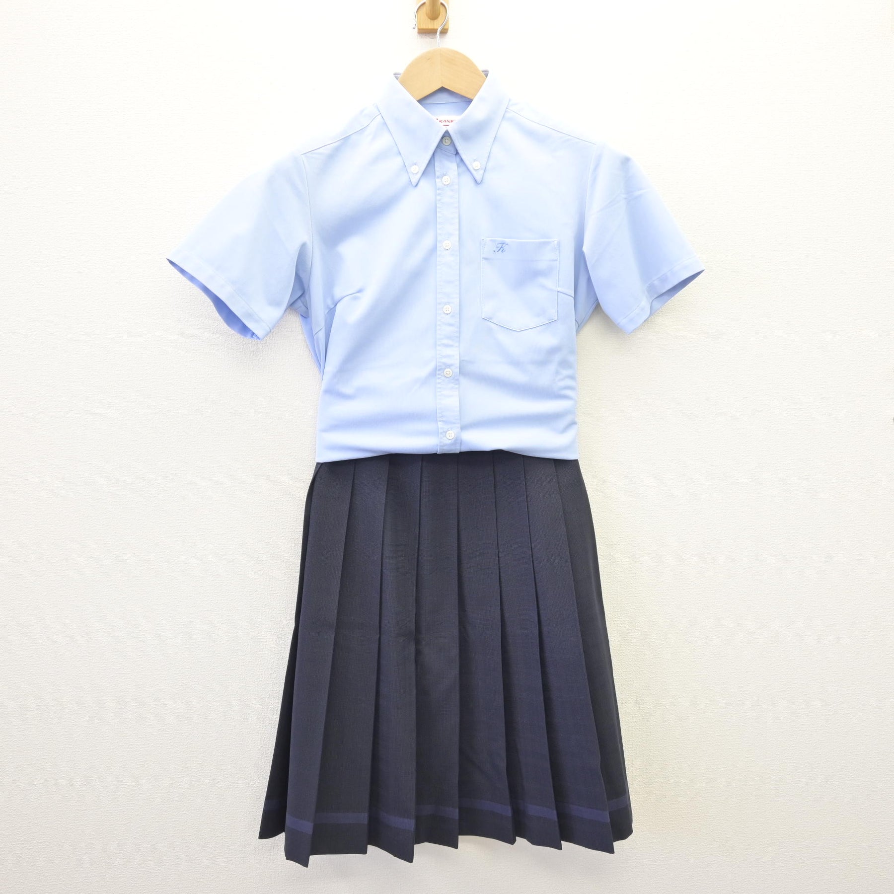 中古】奈良県 関西文化芸術高等学校 女子制服 2点 (シャツ・スカート