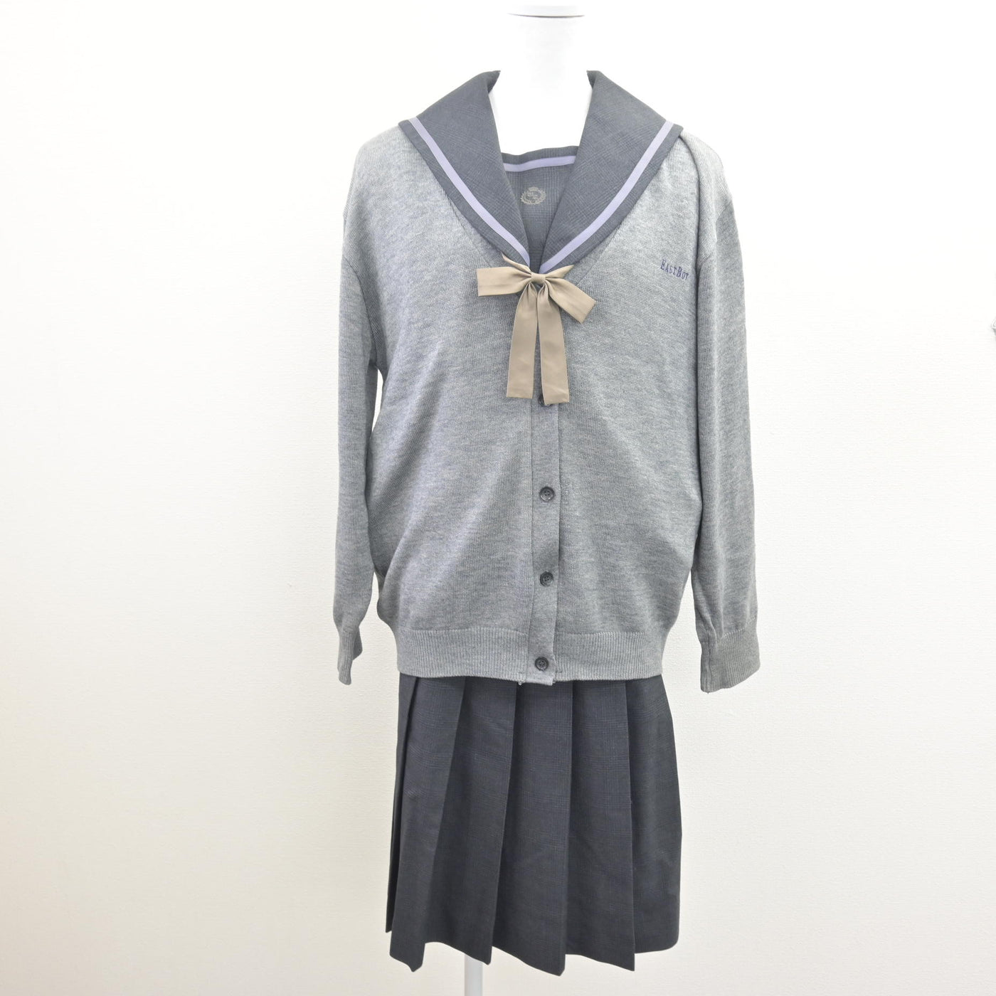 【中古】埼玉県 浦和麗明高等学校 女子制服 4点 (セーラー服・ニット・スカート) sf113674