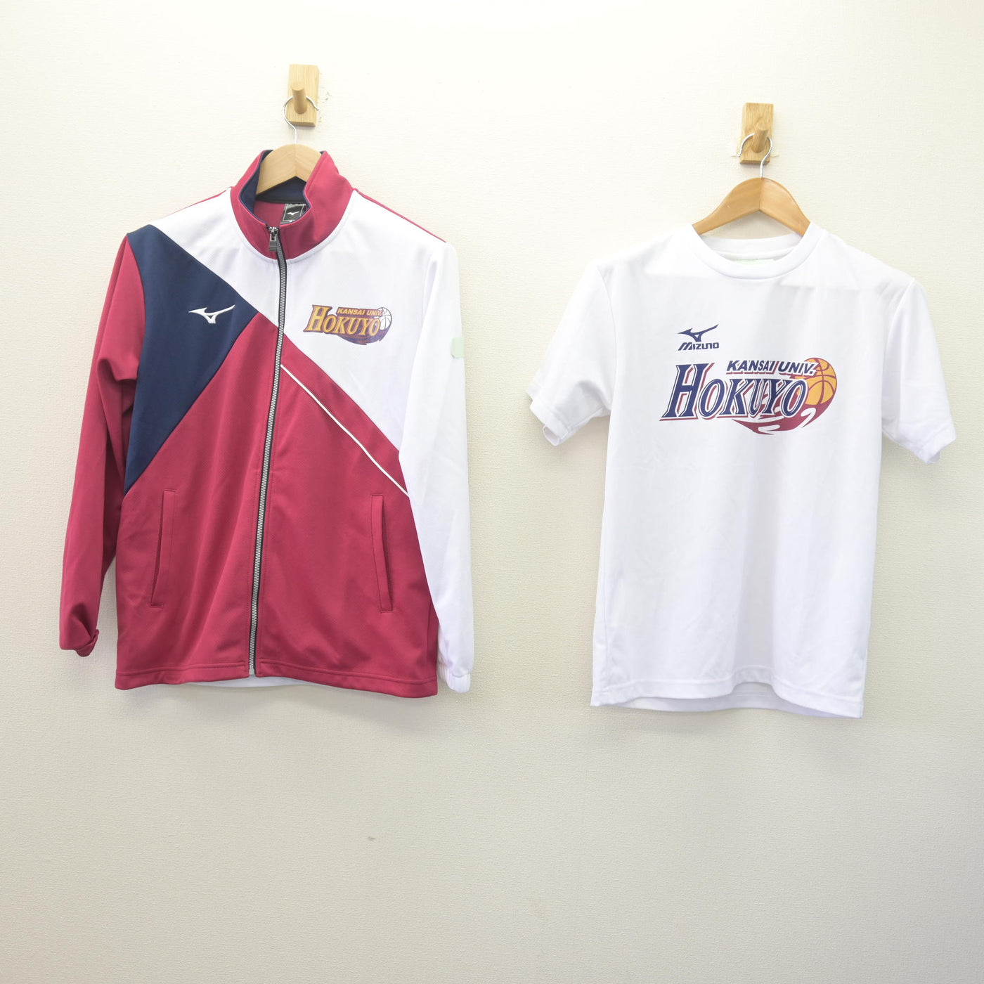 【中古】大阪府 関西大学北陽高等学校/バスケ部ユニフォーム 女子制服 2点 (部活ユニフォーム 上・部活ユニフォーム 上) sf113681