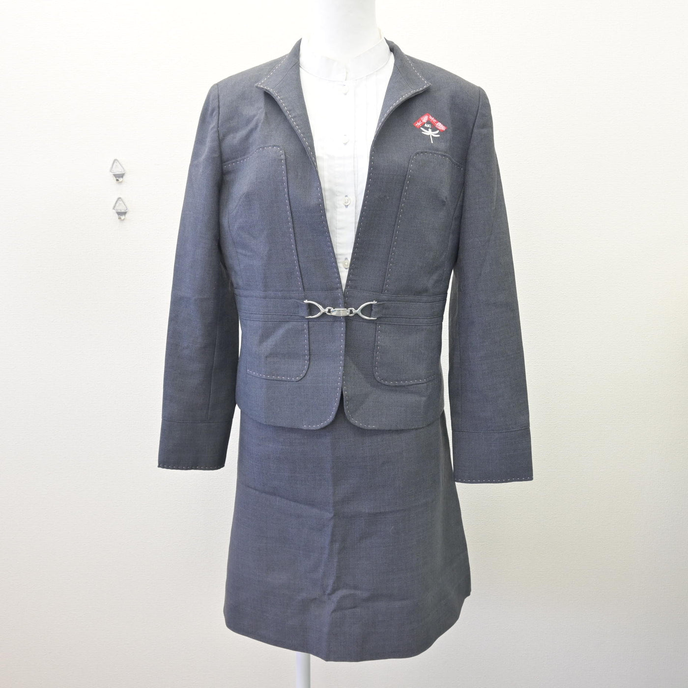 【中古】広島県 AICJ高等学校 女子制服 3点 (ブレザー・シャツ・スカート) sf113726