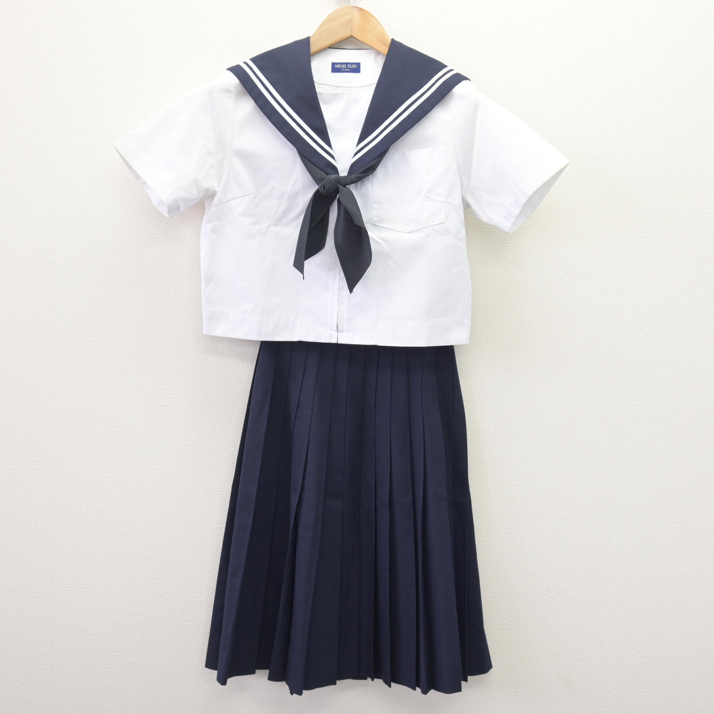 【中古】愛知県 横須賀中学校/旧制服 女子制服 4点 (セーラー服・スカート) sf113746