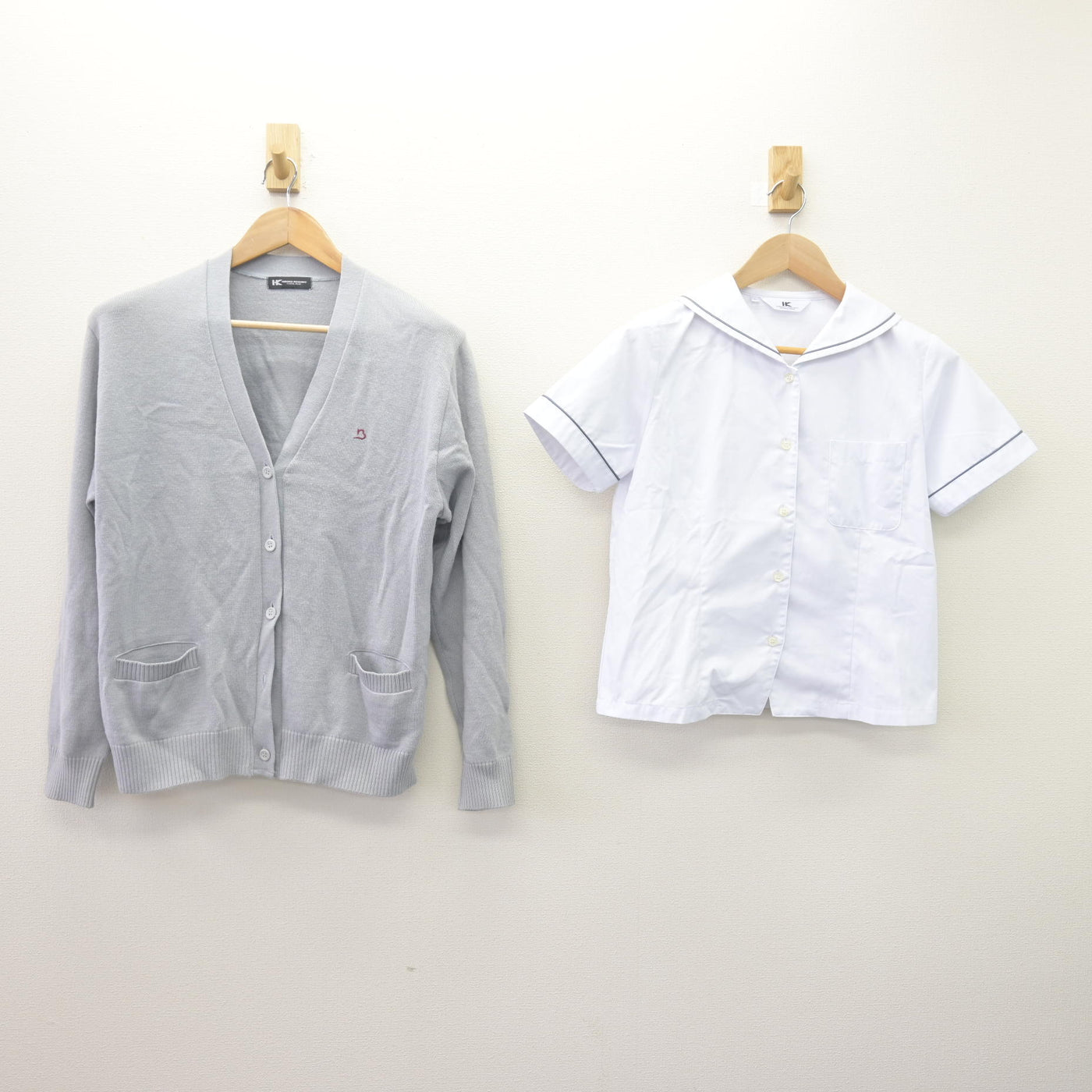 【中古】大阪府 梅花高等学校 女子制服 3点 (ニット・ブラウス) sf113801