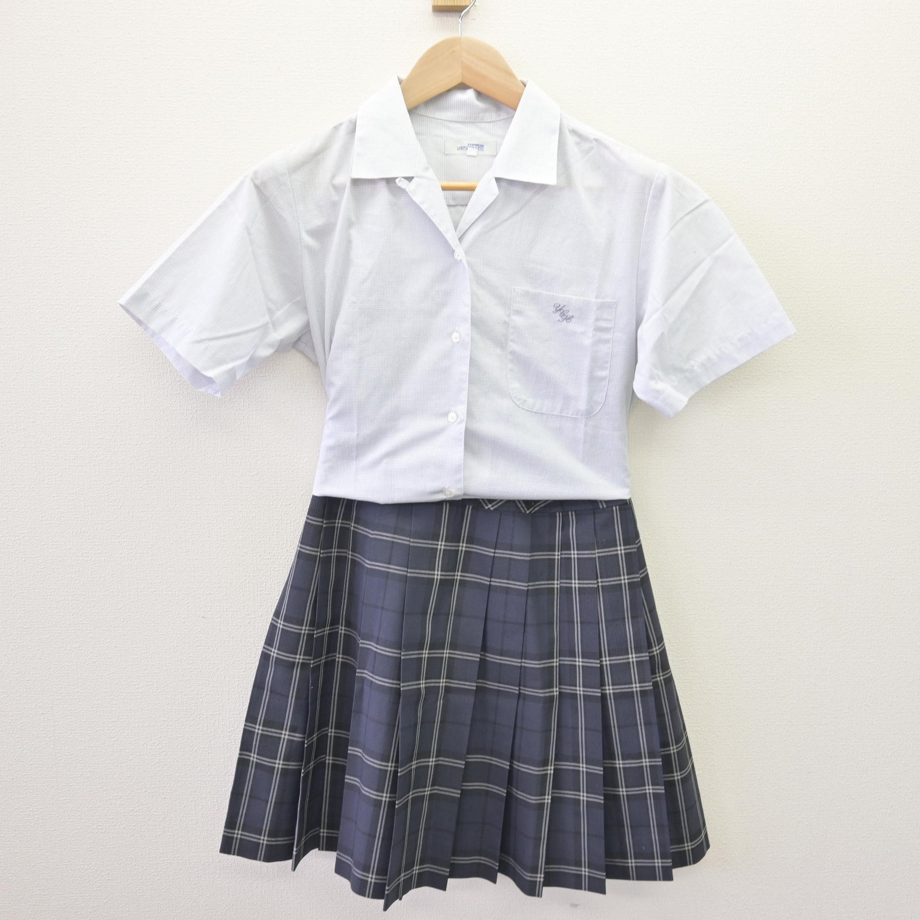 中古】栃木県 矢板中央高等学校 女子制服 2点 (シャツ・スカート