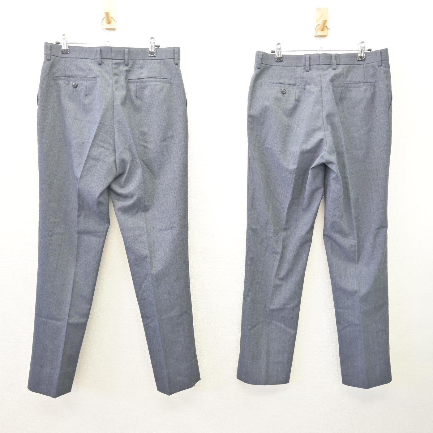 【中古】東京都 飛鳥高等学校 女子制服 3点 (ブレザー・ズボン) sf113900