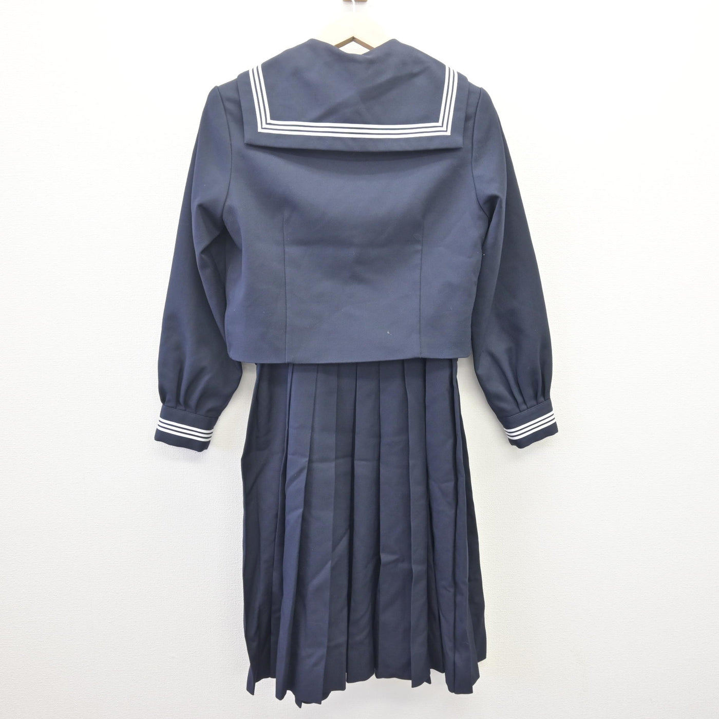 【中古】東京都 石神井中学校 女子制服 4点 (セーラー服・ベスト・ジャンパースカート) sf113902