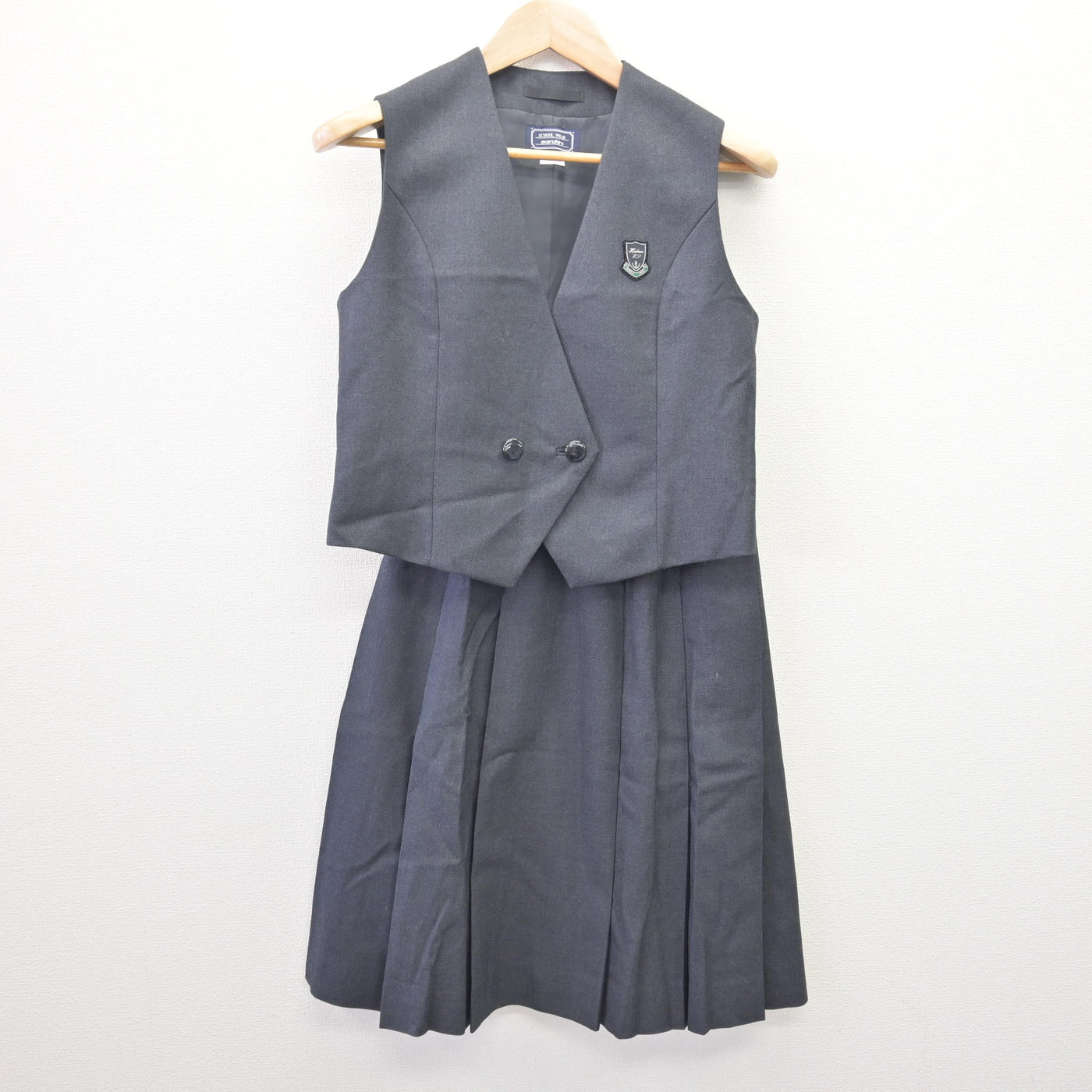 【中古】埼玉県 星野高等学校 女子制服 4点 (ブレザー・ベスト・スカート) sf113907