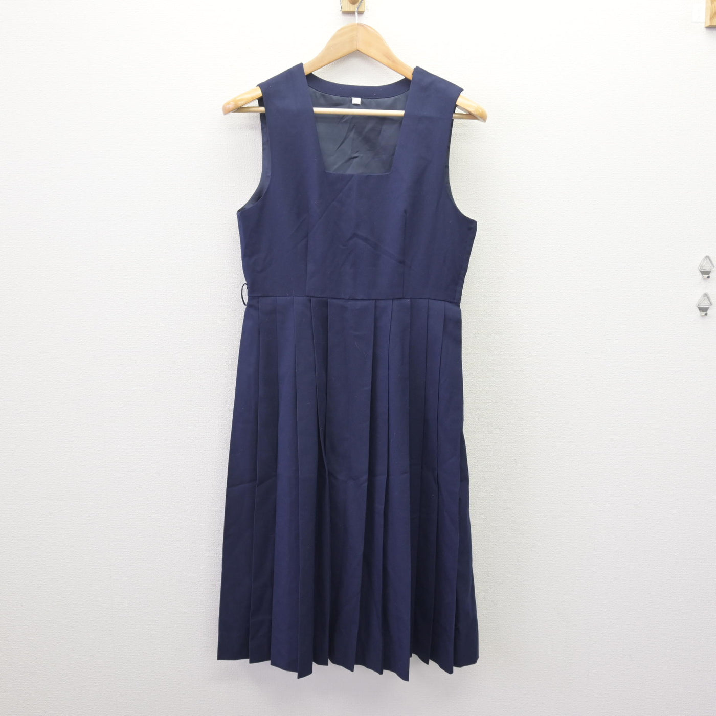 【中古】千葉県 湊中学校/旧制服 女子制服 2点 (セーラー服・ジャンパースカート) sf113922