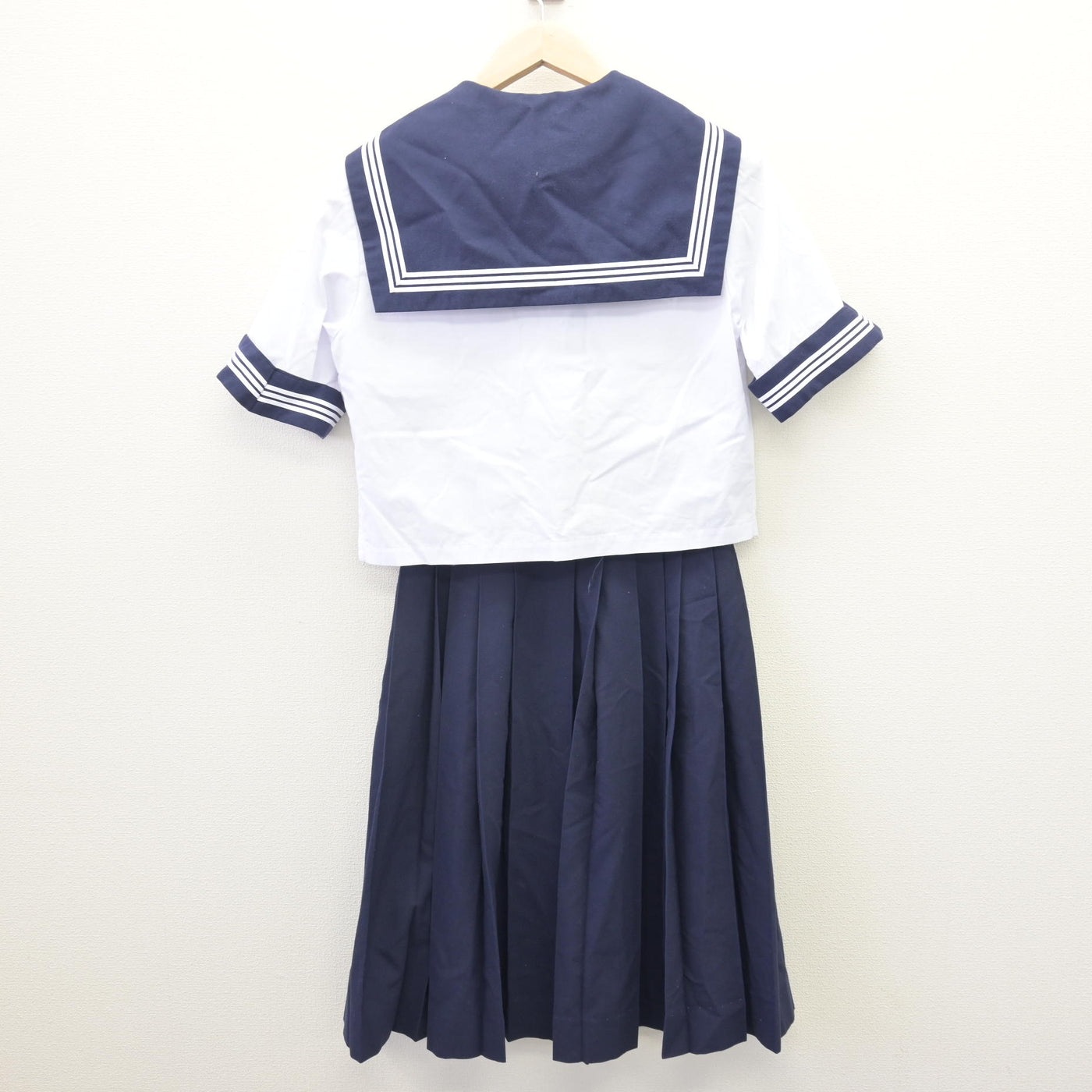 【中古】栃木県 西那須野中学校 女子制服 3点 (セーラー服・スカート) sf113969