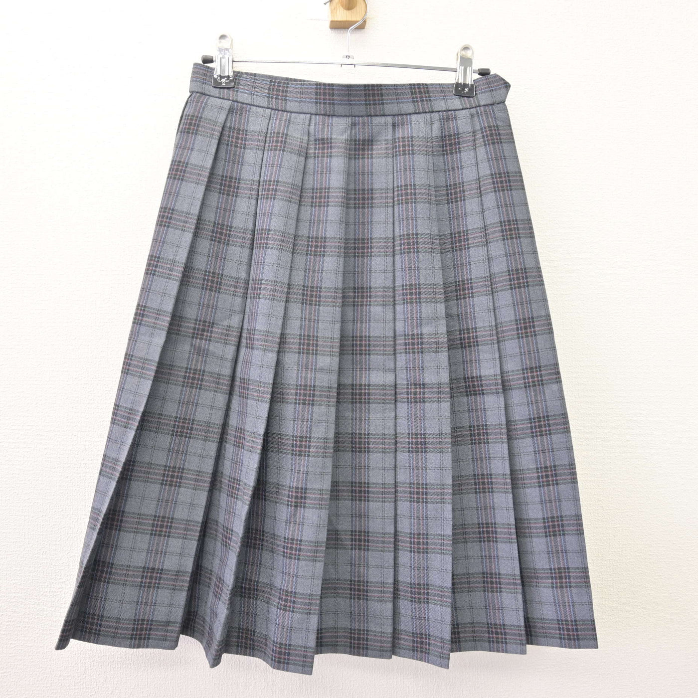 【中古】兵庫県 三木東高等学校 女子制服 4点 (ブレザー・ニット・スカート) sf113998
