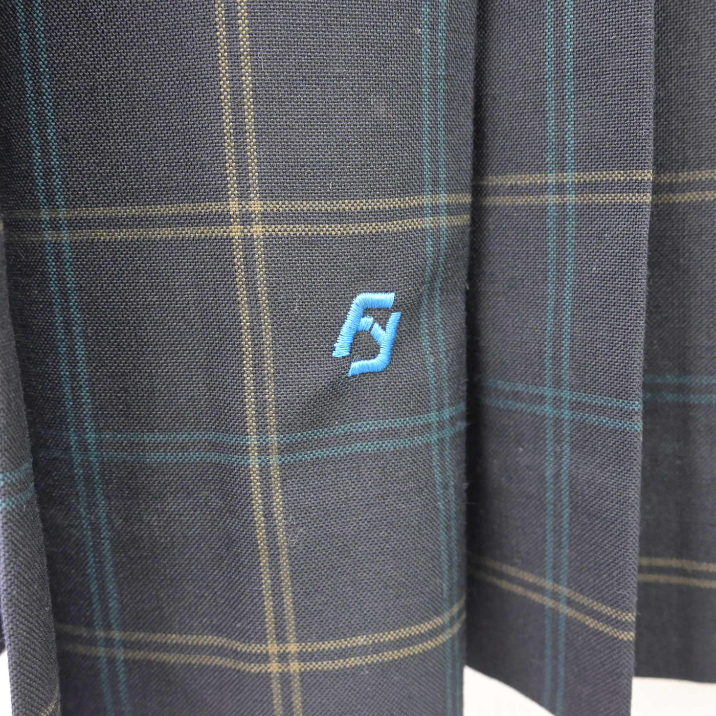 【中古】神奈川県 横浜国立大学教育学部附属横浜中学校 女子制服 3点 (ニットベスト・スカート) sf114017