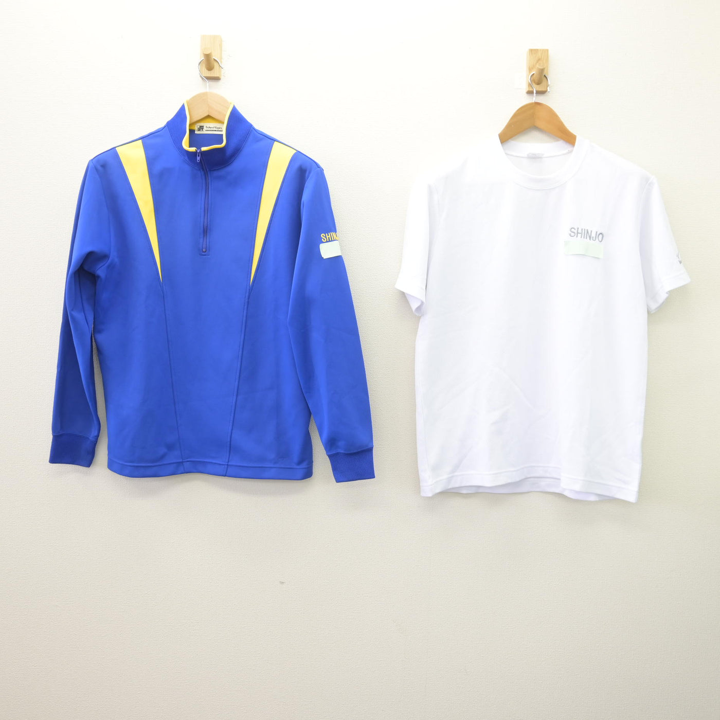 【中古】広島県 広島新庄高等学校 女子制服 2点 (ジャージ 上・体操服 上) sf114023